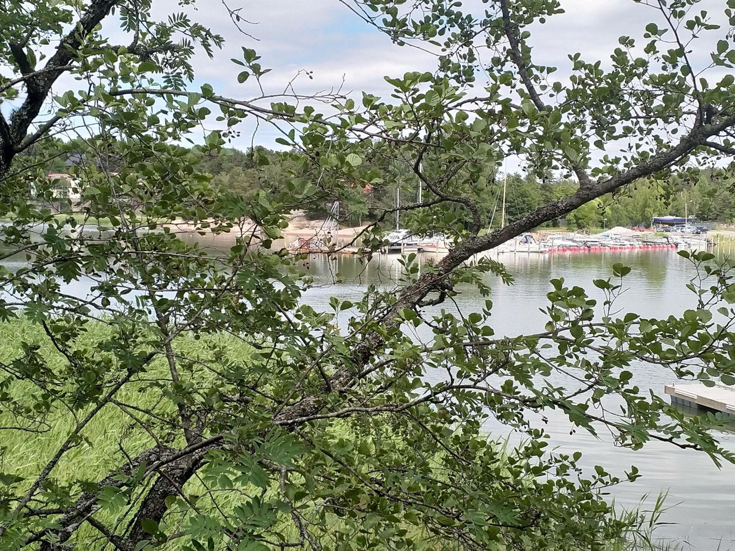 Naantalissa idyllinen merenrantatalo, OnnenPoukama