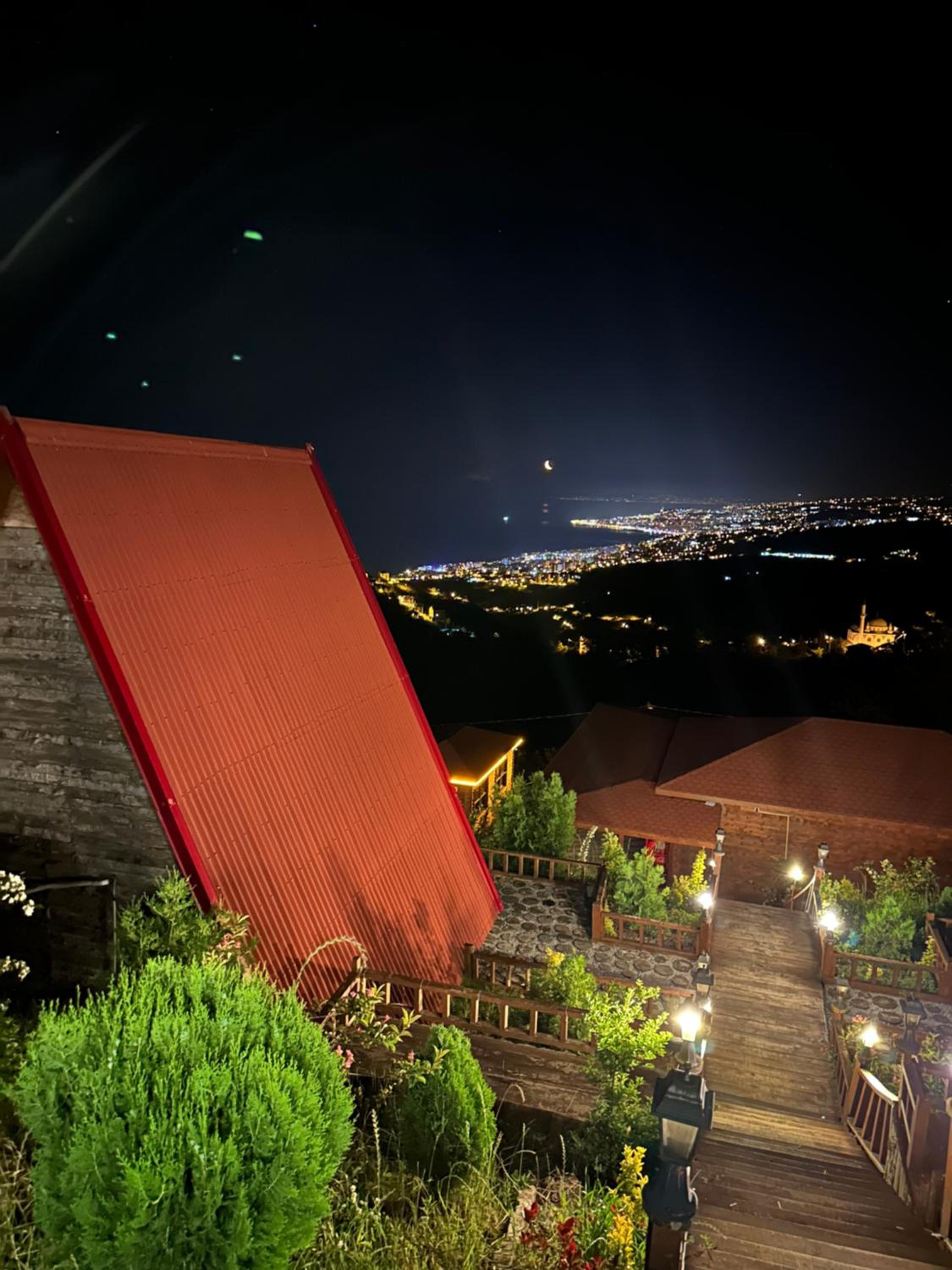 Antikhouse Bungalow&Cafe view 2