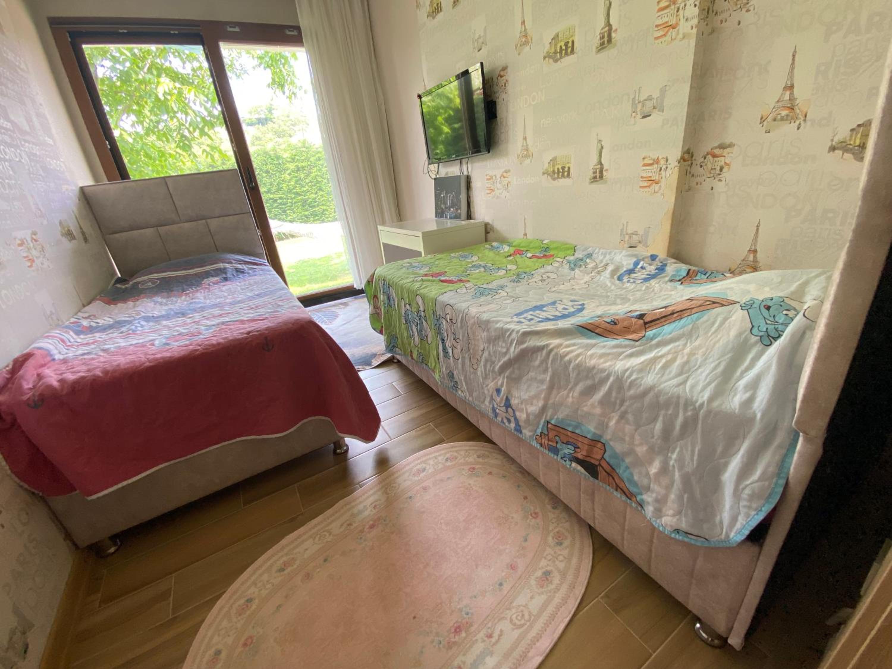 Photo 12