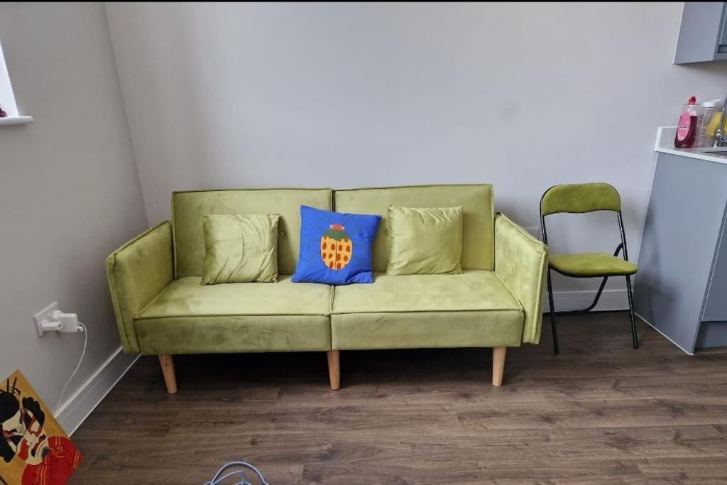 Stylish and spacious new flat