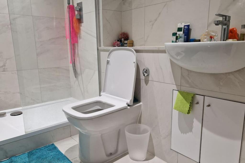 Stylish and spacious new flat