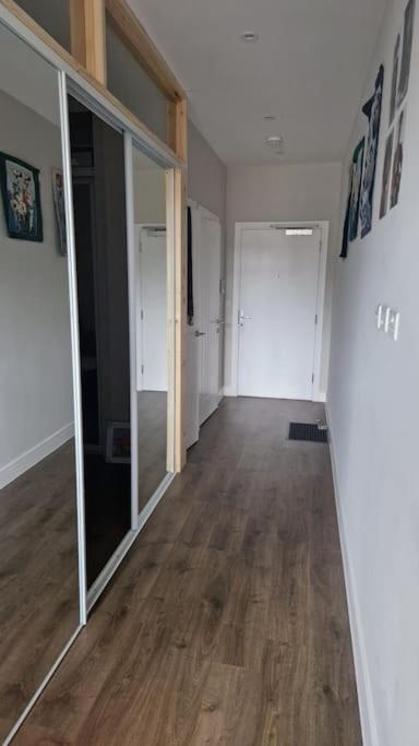 Stylish and spacious new flat