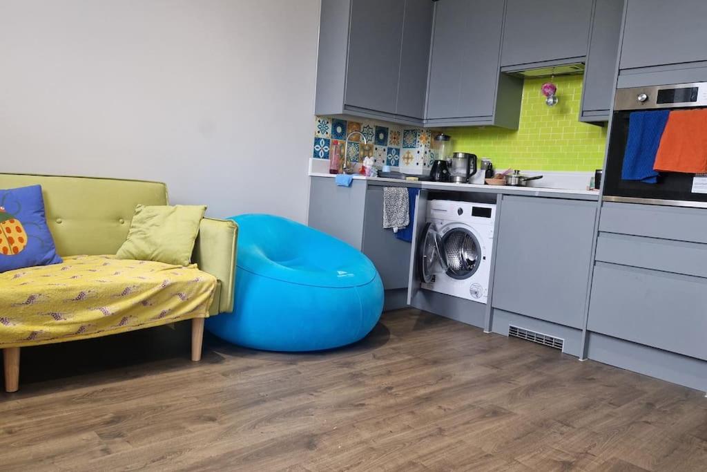 Stylish and spacious new flat