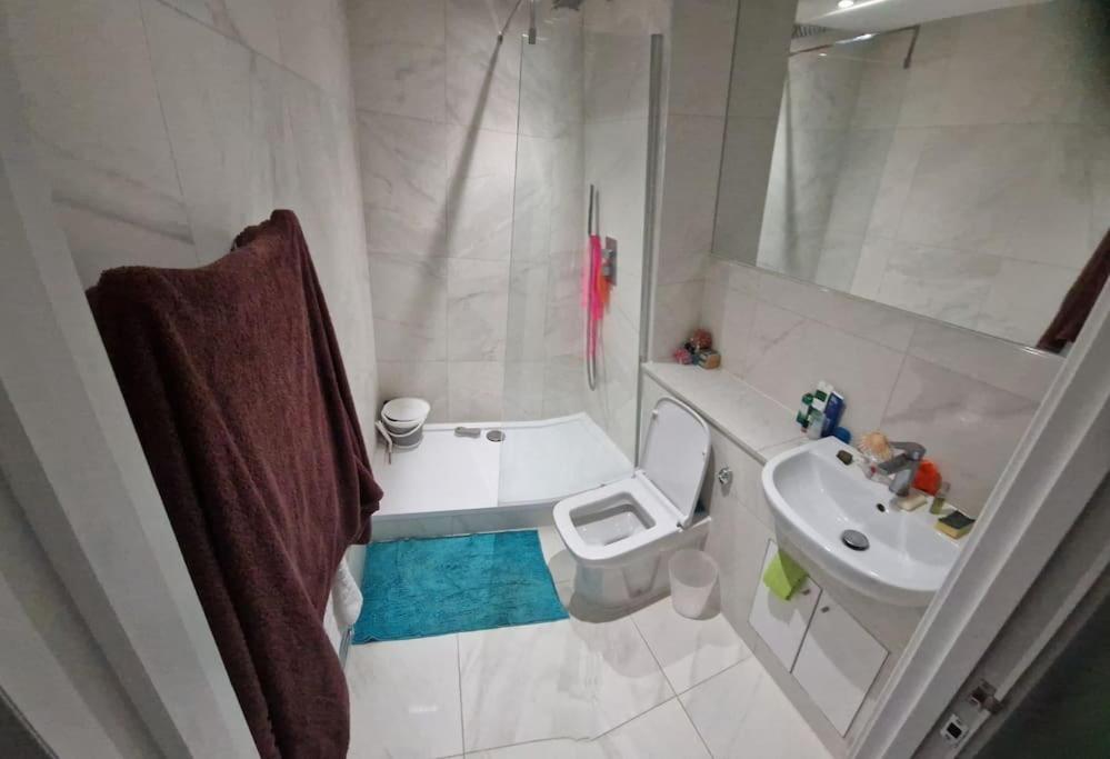 Stylish and spacious new flat