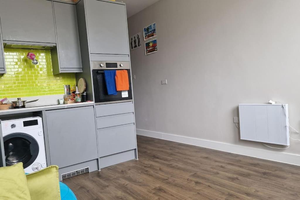 Stylish and spacious new flat