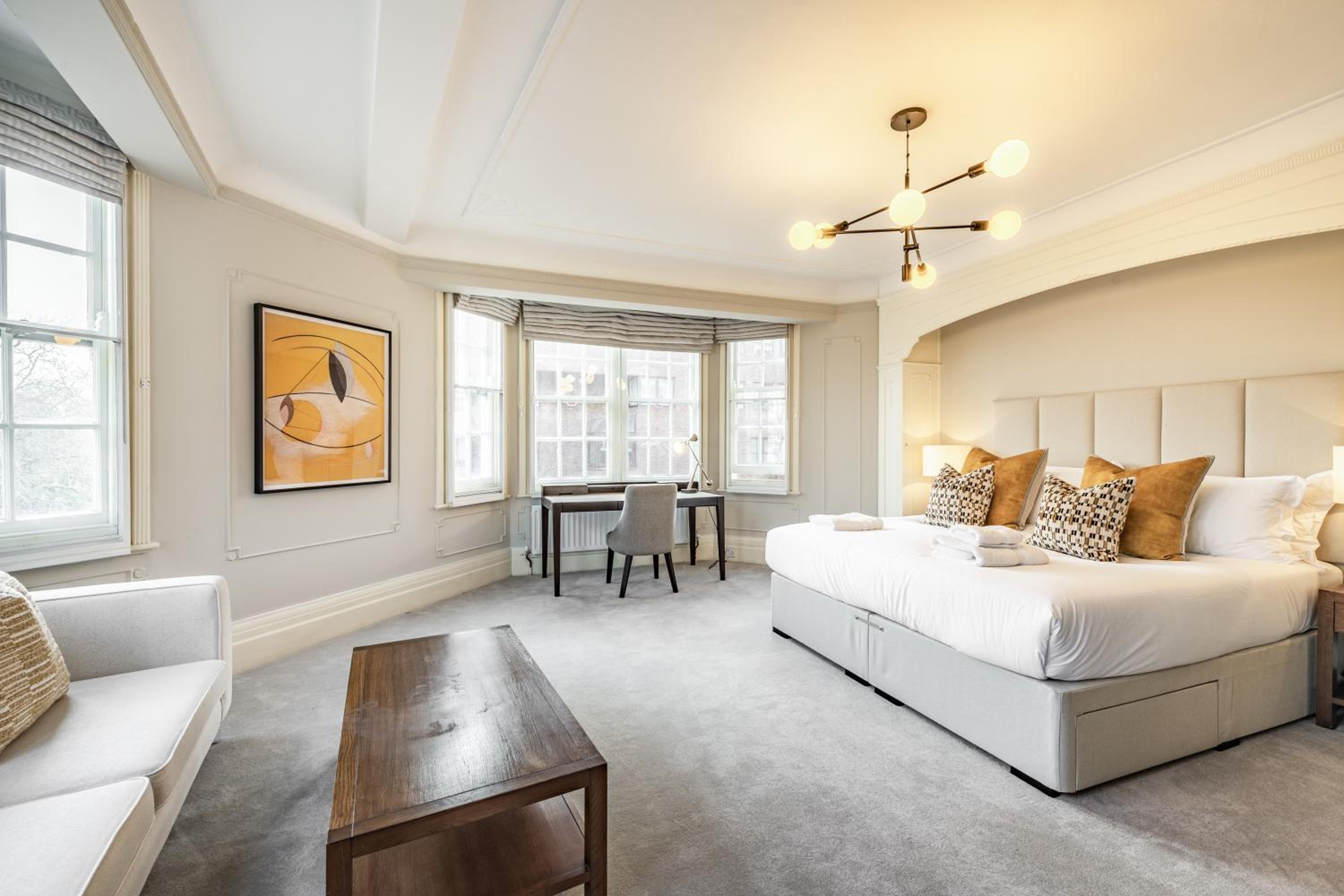 Strathmore Court Apartments