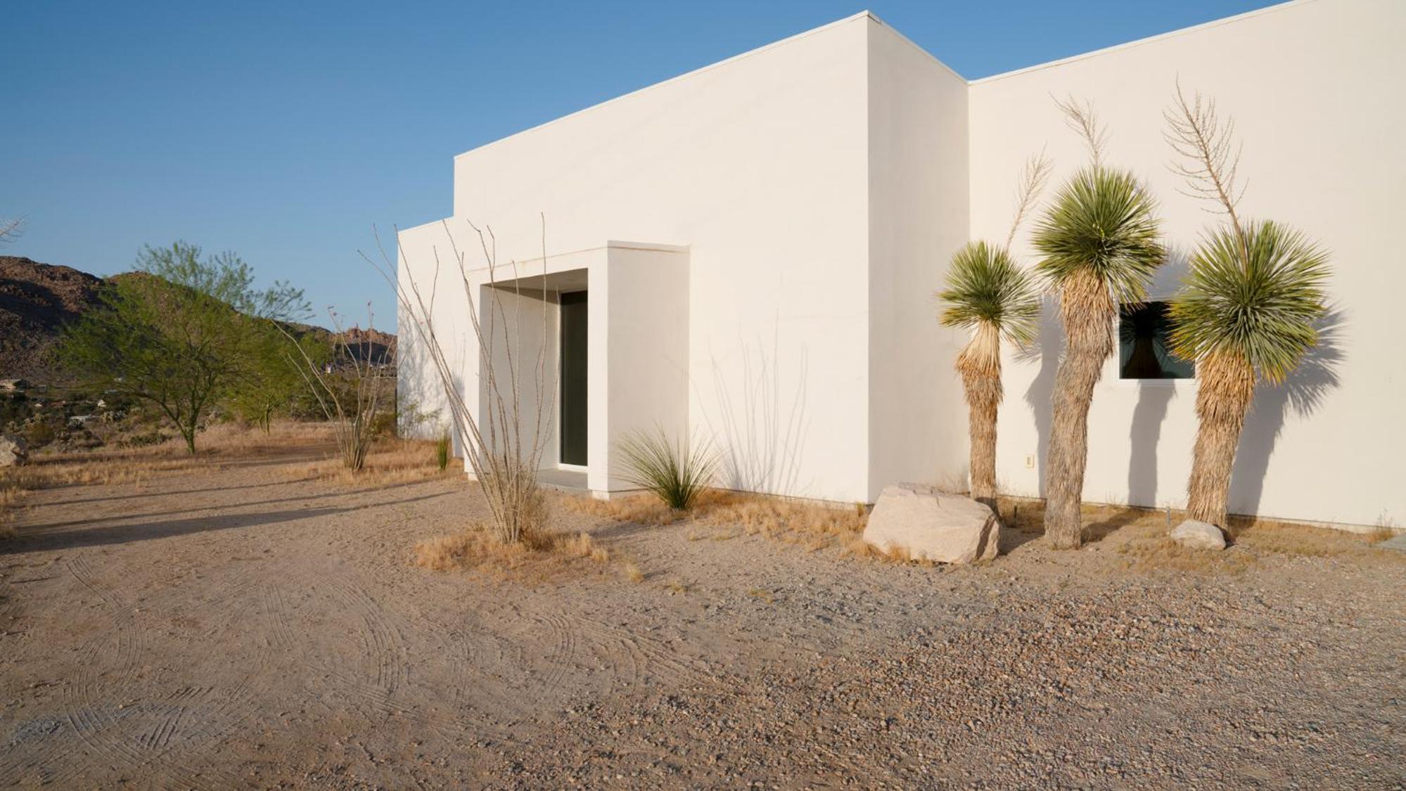 Desert Serenity Gateway to Joshua Tree view 4