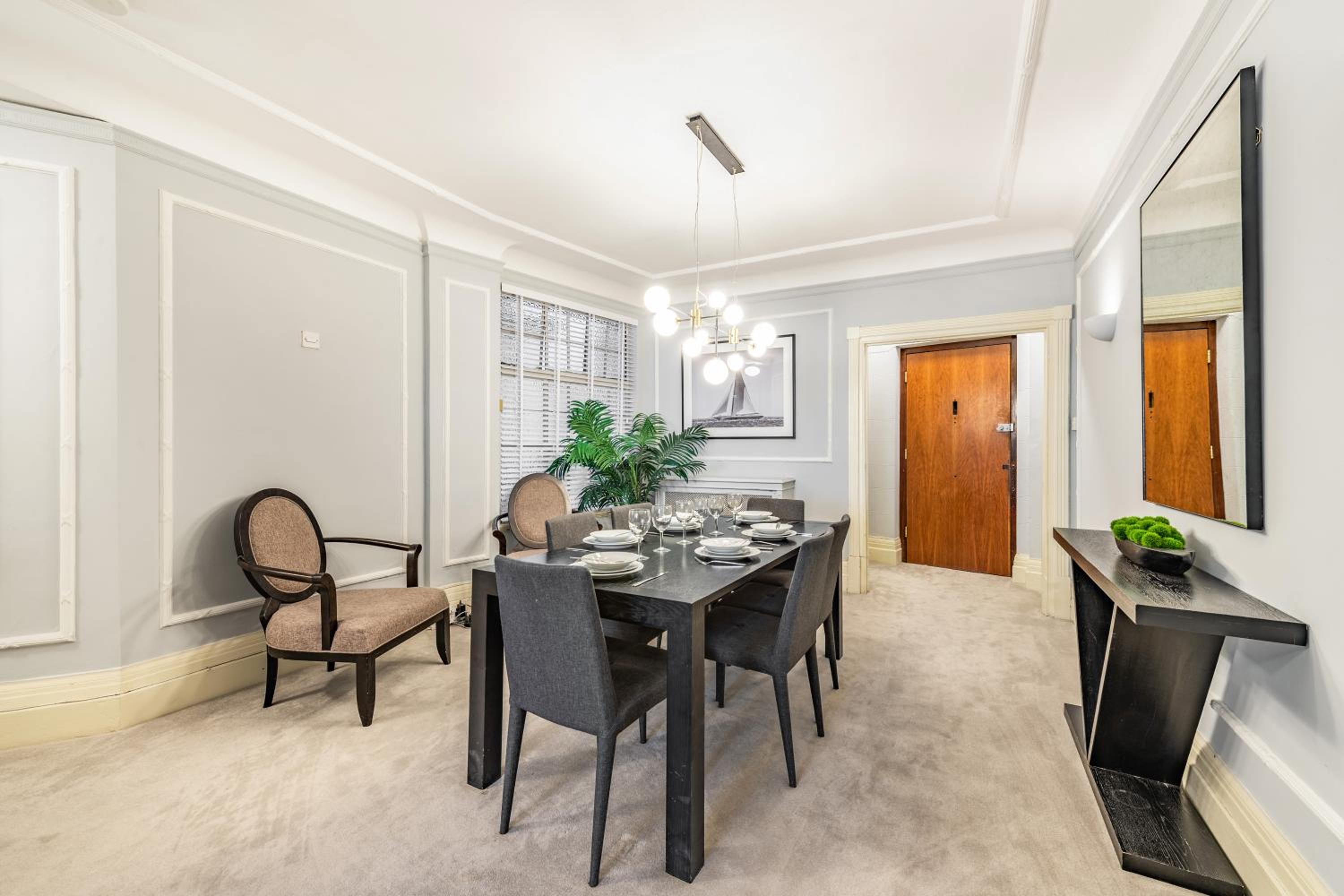 Strathmore Court Apartments