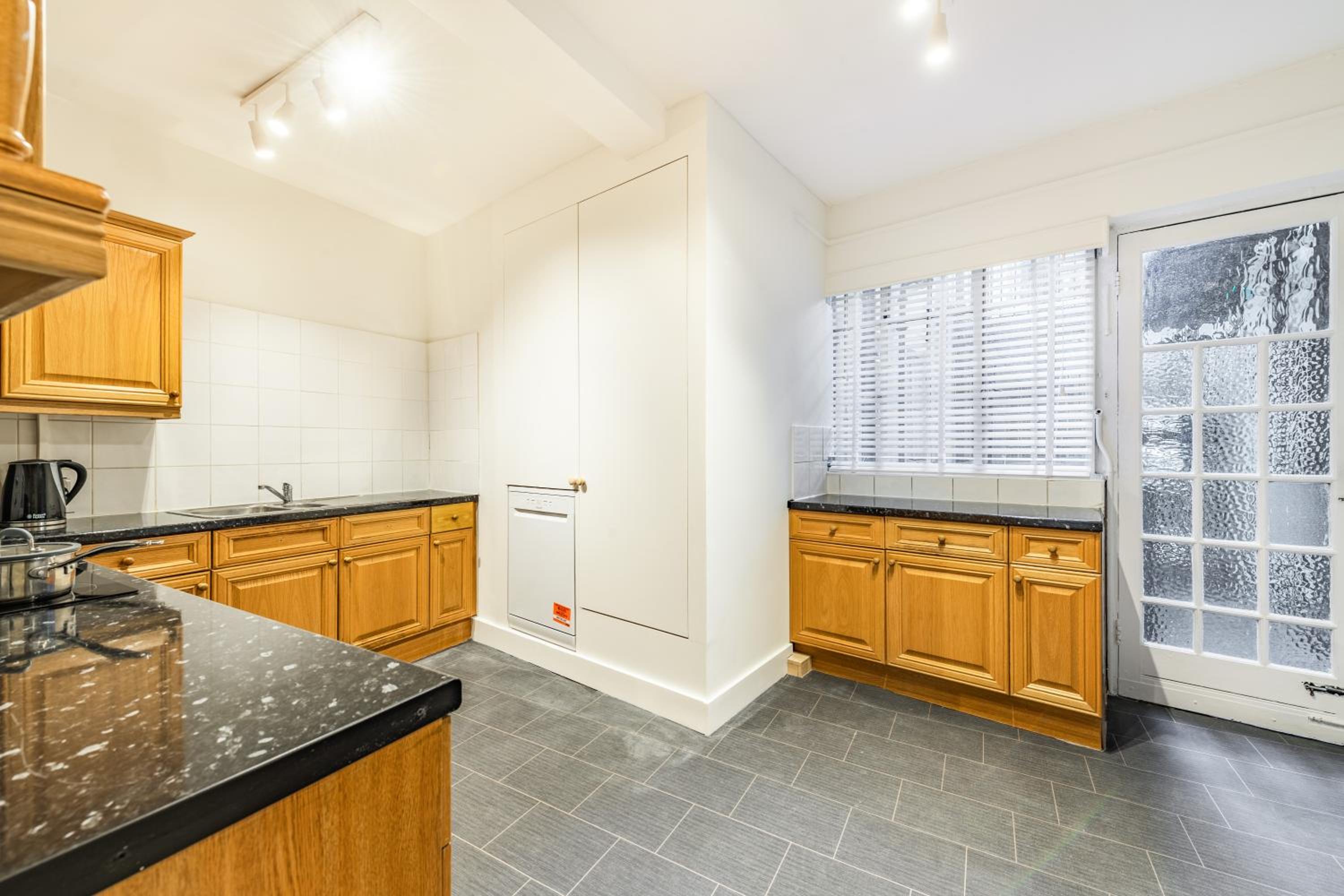 Strathmore Court Apartments