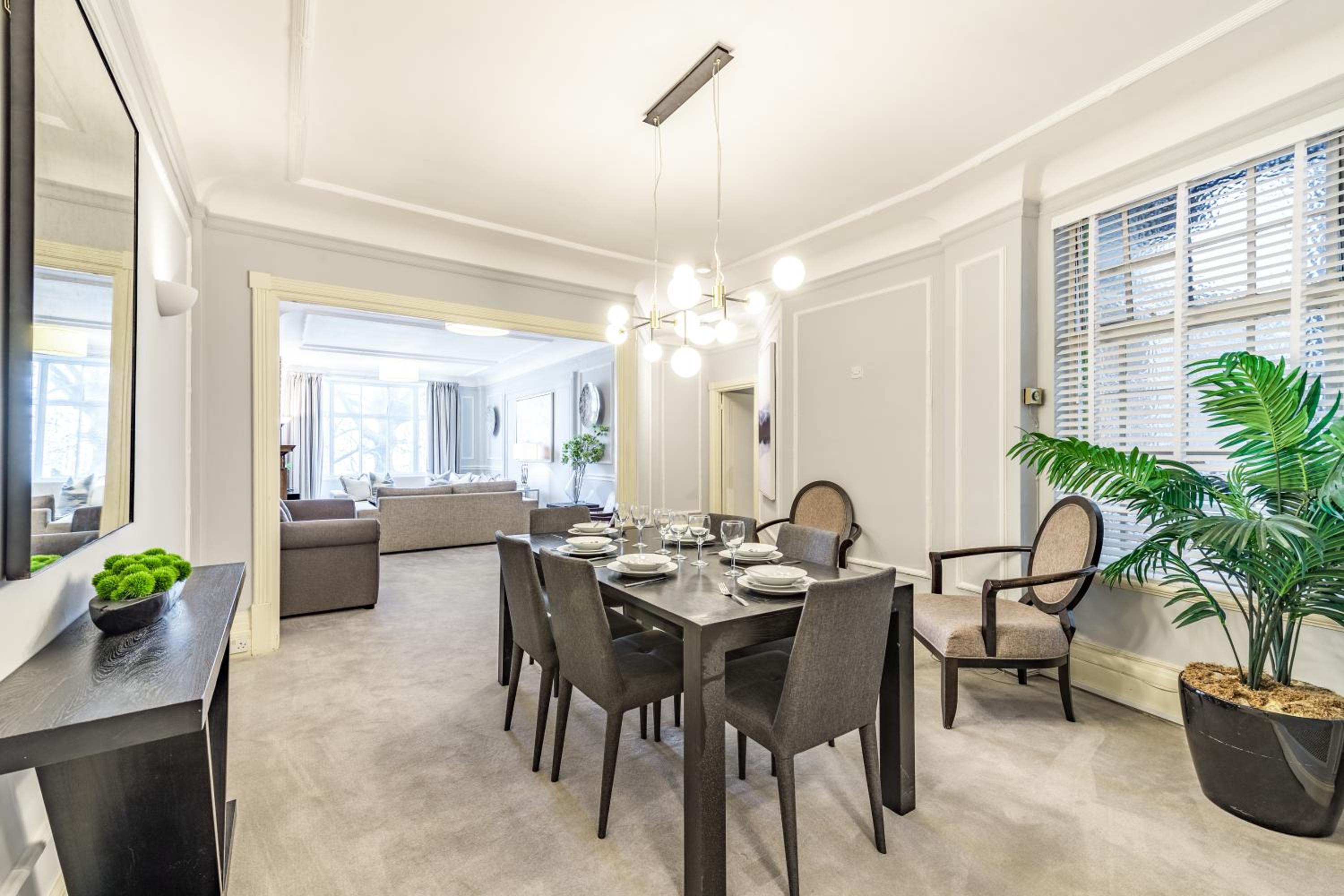 Strathmore Court Apartments