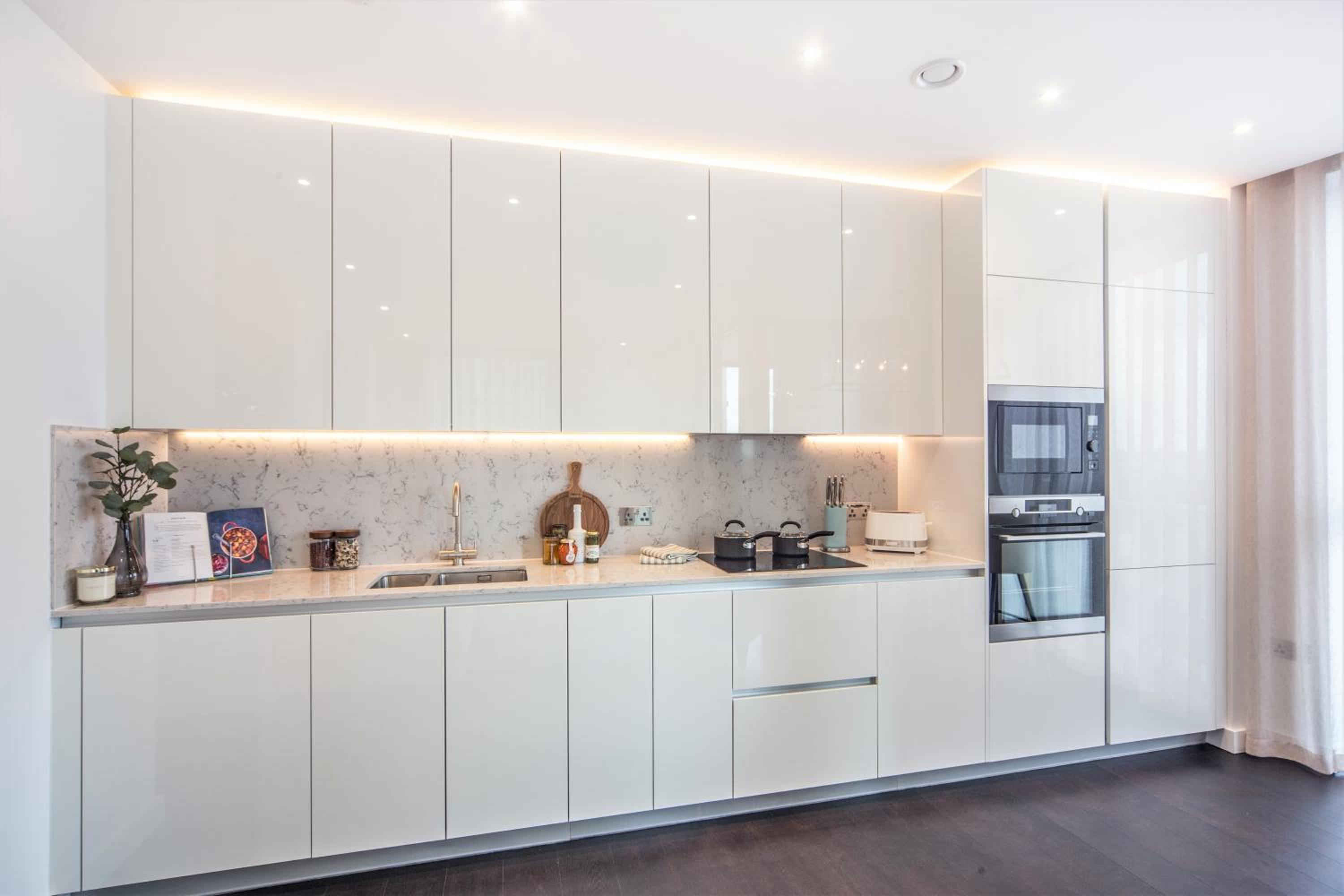 Thornes House Apartments