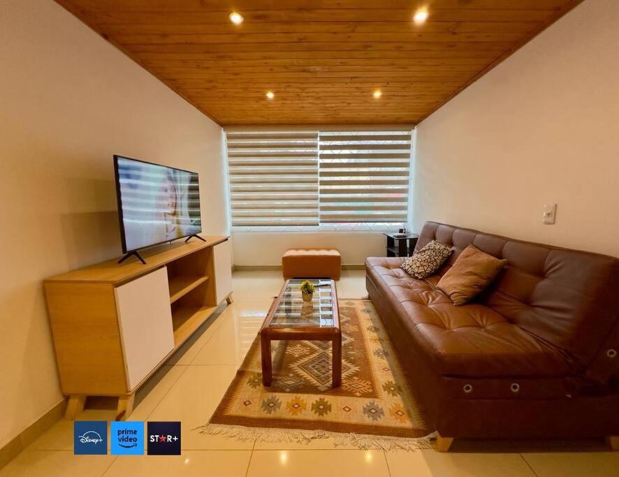 Acogedor Apartamento, cerca del Aeropuerto!