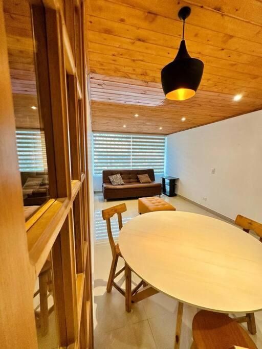Acogedor Apartamento, cerca del Aeropuerto!