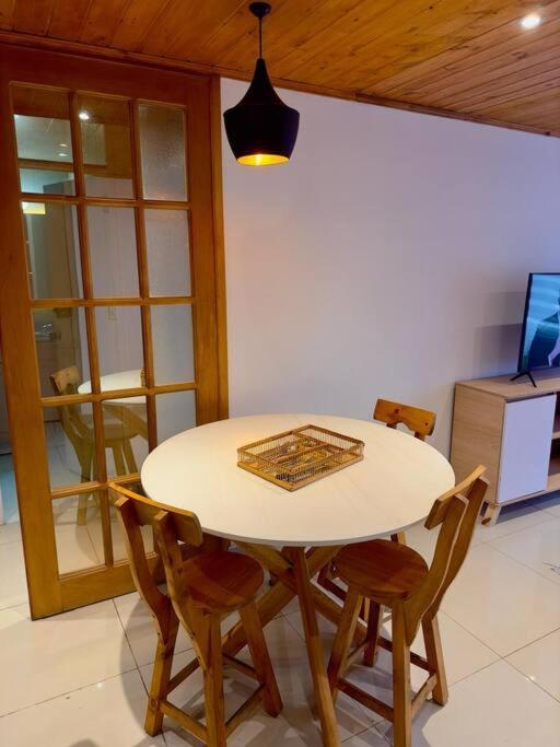 Acogedor Apartamento, cerca del Aeropuerto!