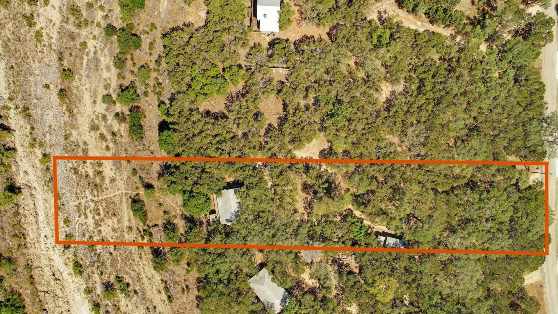 Hideout Cabin - private retreat just 15 mins from Wimberley! - Property Image 4