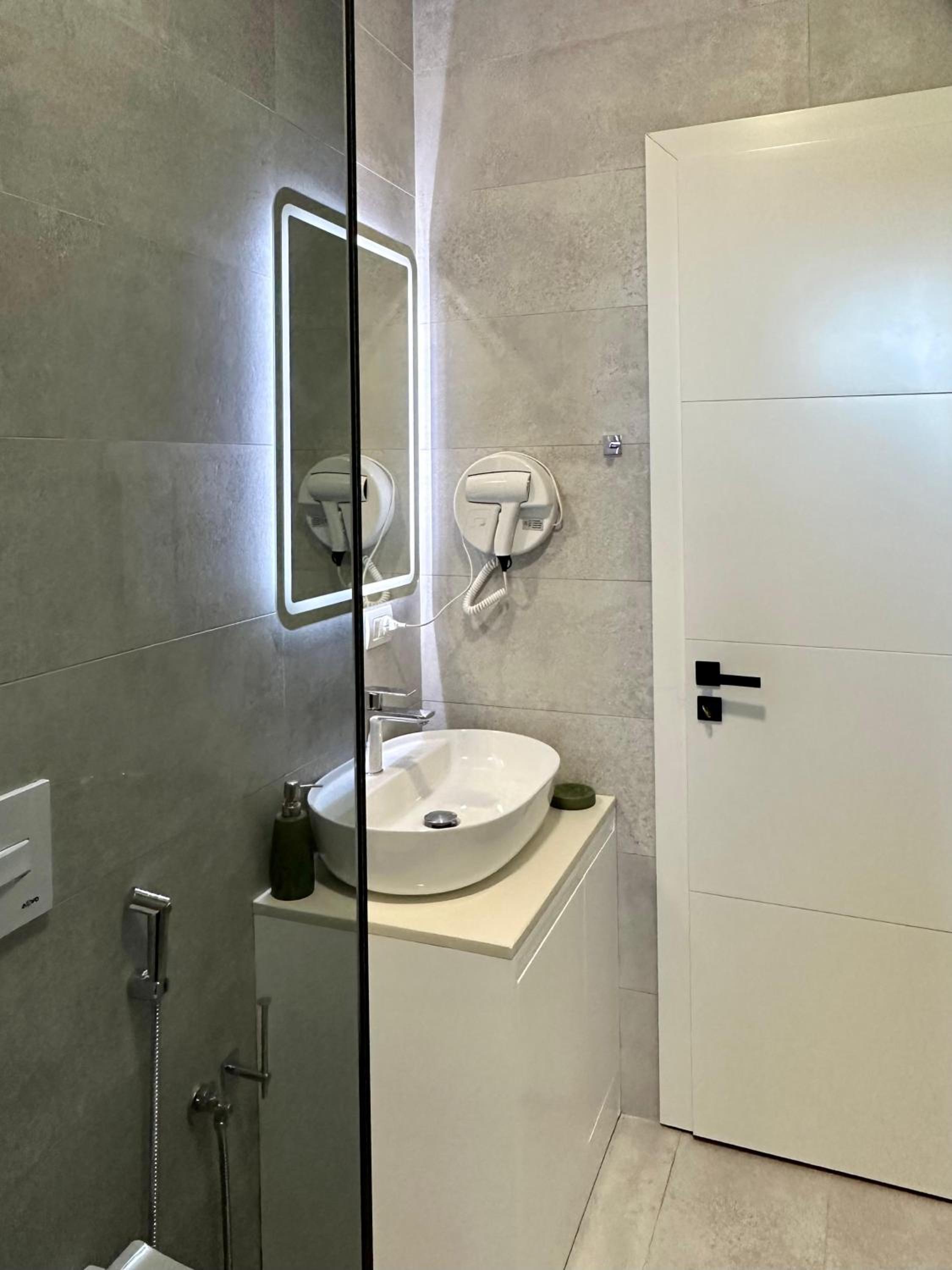 SUV ApartHotel