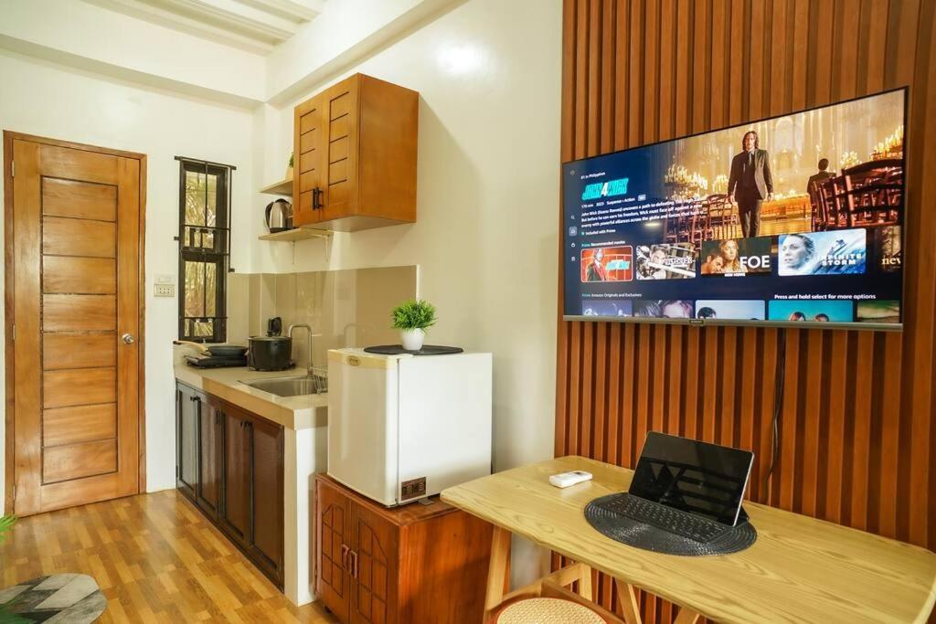Cozy Loftbed Wi-Fi & Netflix Along Ligao Natl Road Unit 309 view 5