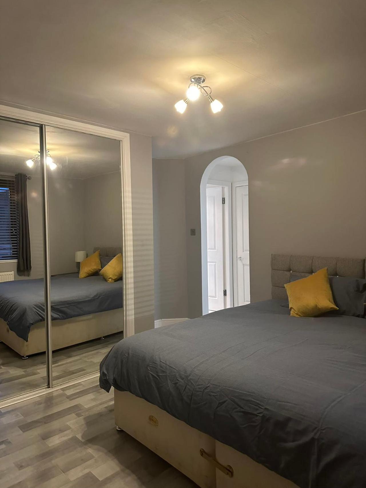 Edinburgh Lauriston 4 bedroom 7 beds duplex