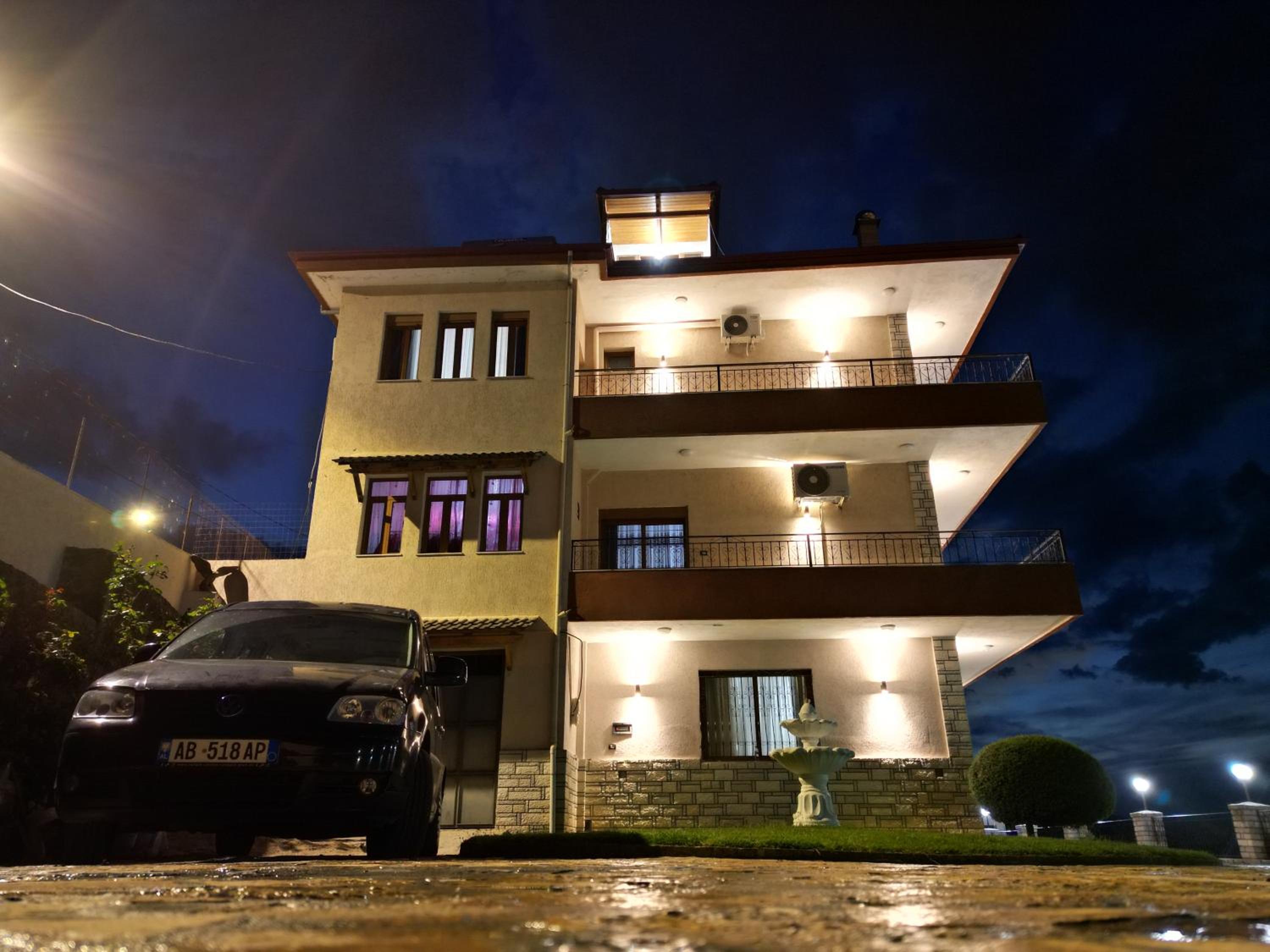 SHENA Guest House