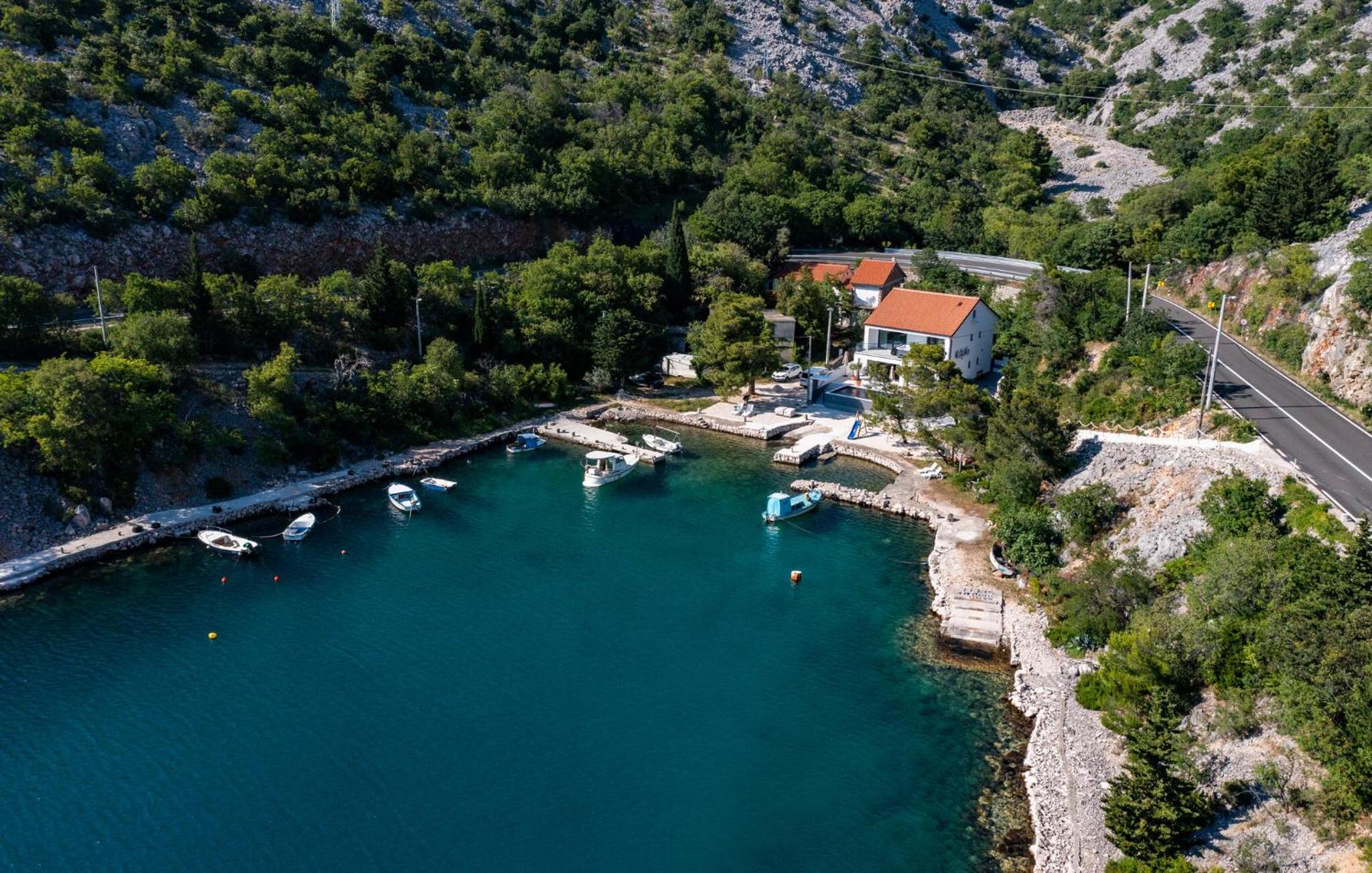 Lovely Home In Baric Draga