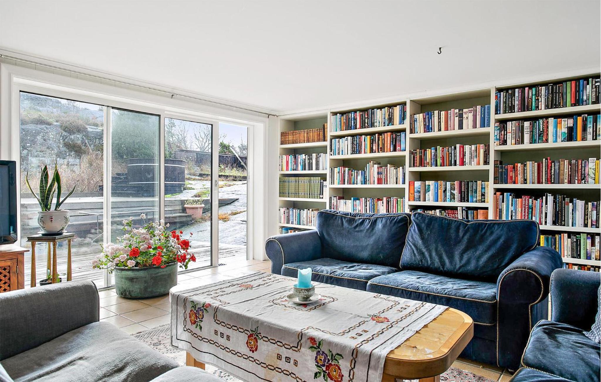 Beautiful Home In Lysekil With Sauna view 3