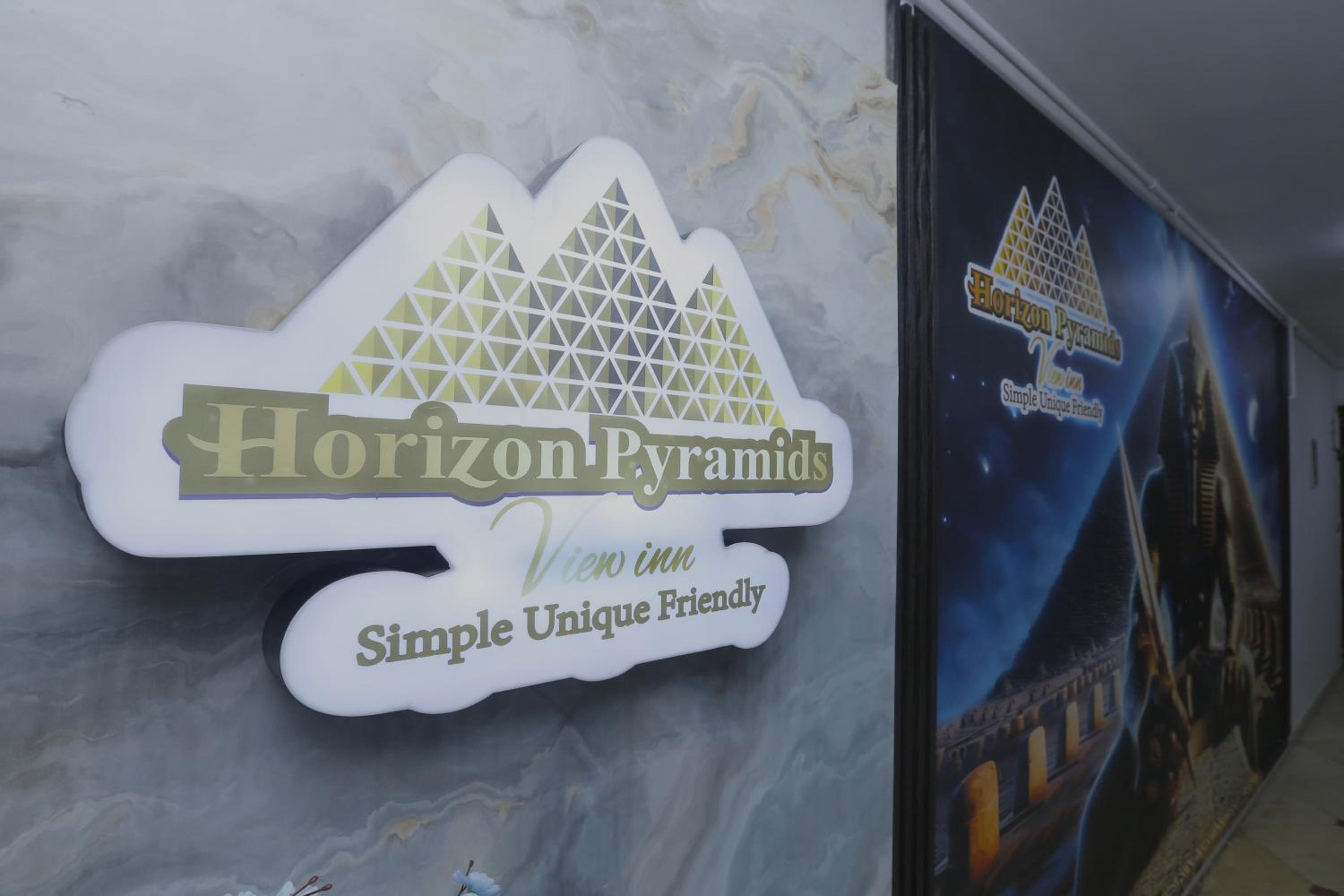 Horizon Pyramids View inn