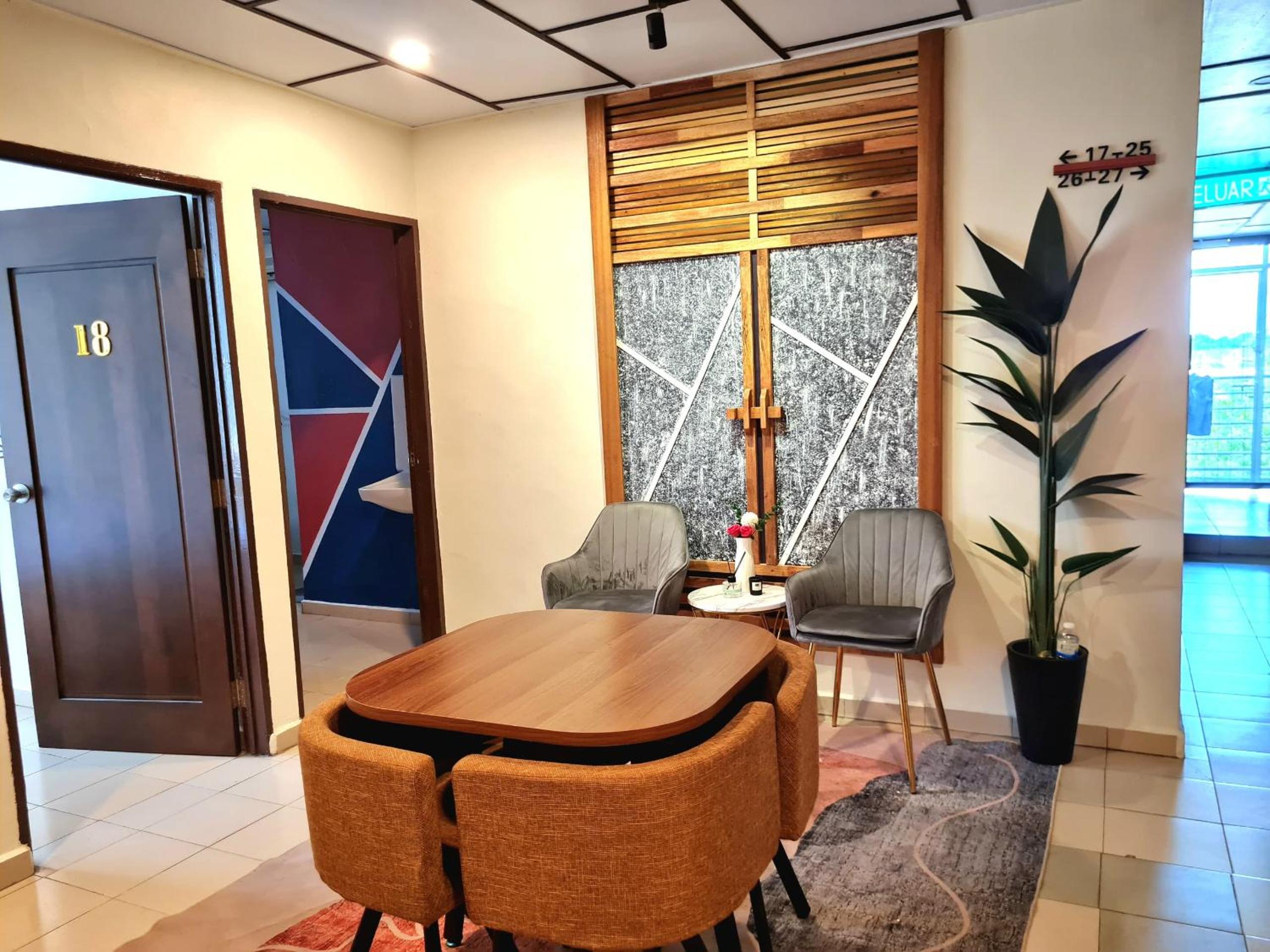 Pine Lodge BY EVR Previously YSS indrawasih photo 3