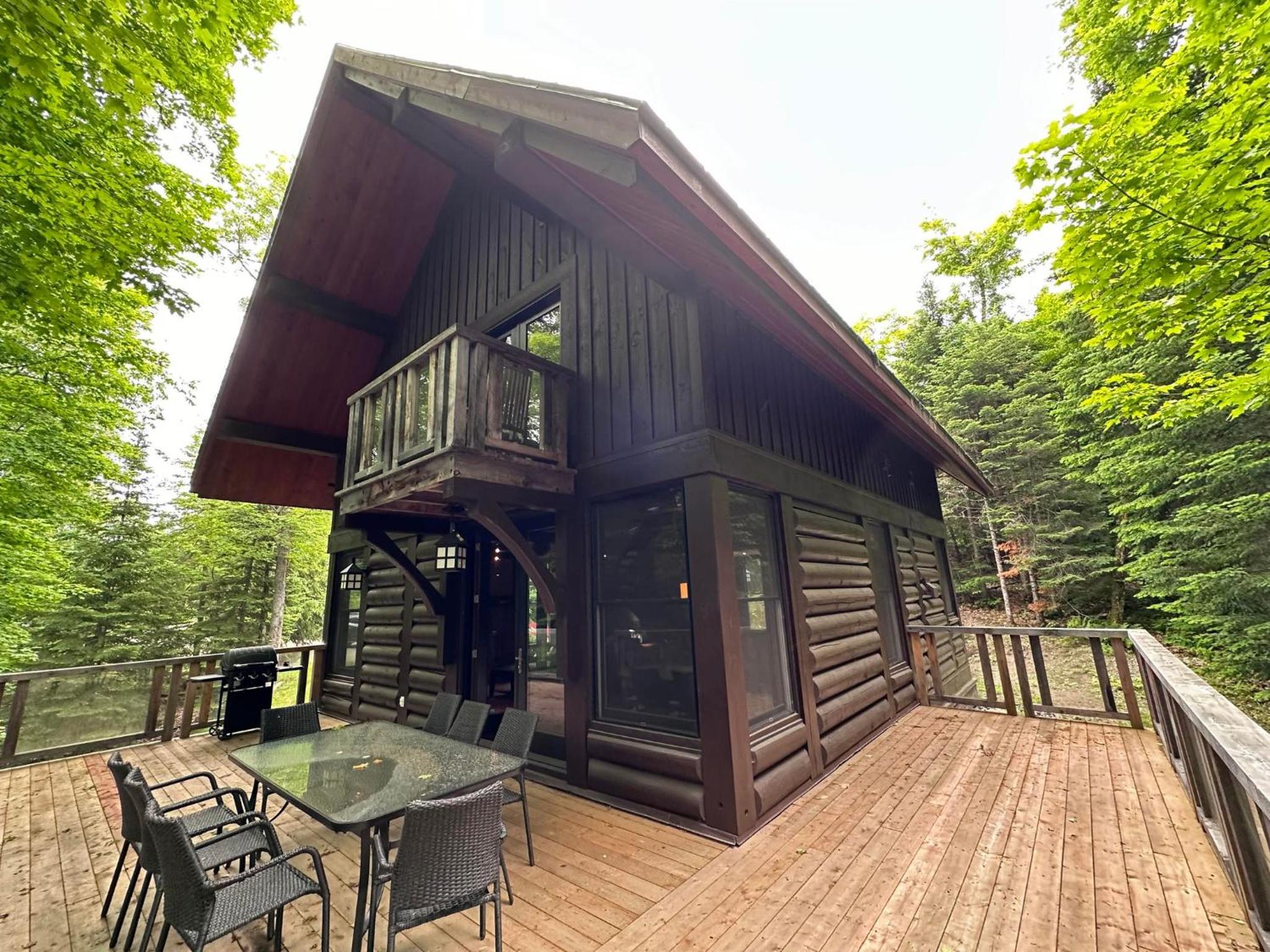 Tremblant Naturo-Spa, LAC, PISCINE, TENNIS, GYM