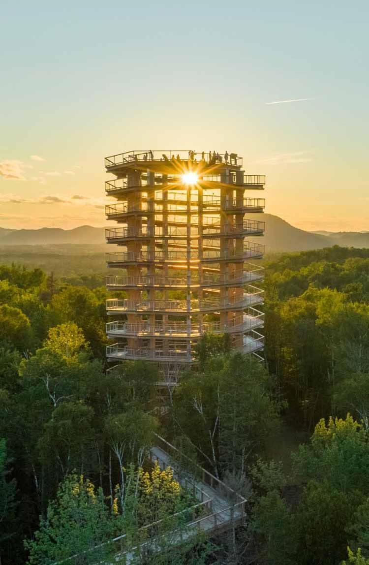 Tremblant Naturo-Spa, LAC, PISCINE, TENNIS, GYM