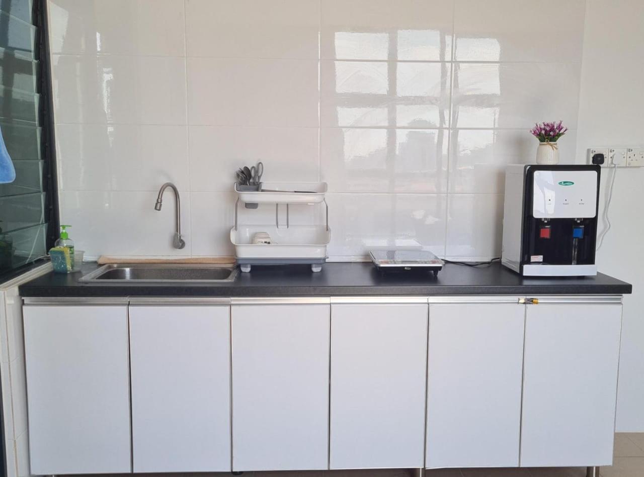 Nino Homestay Roxy Apartment Kuching photo 7