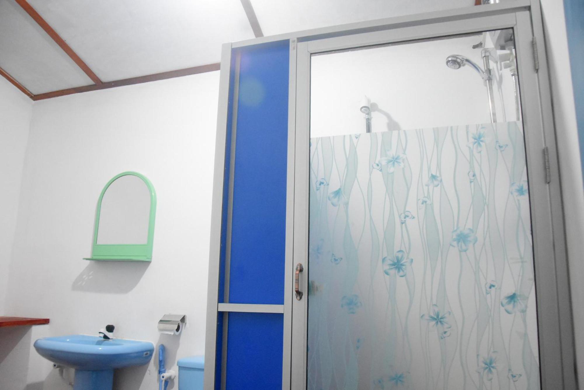 Meera Homestay & Guest House