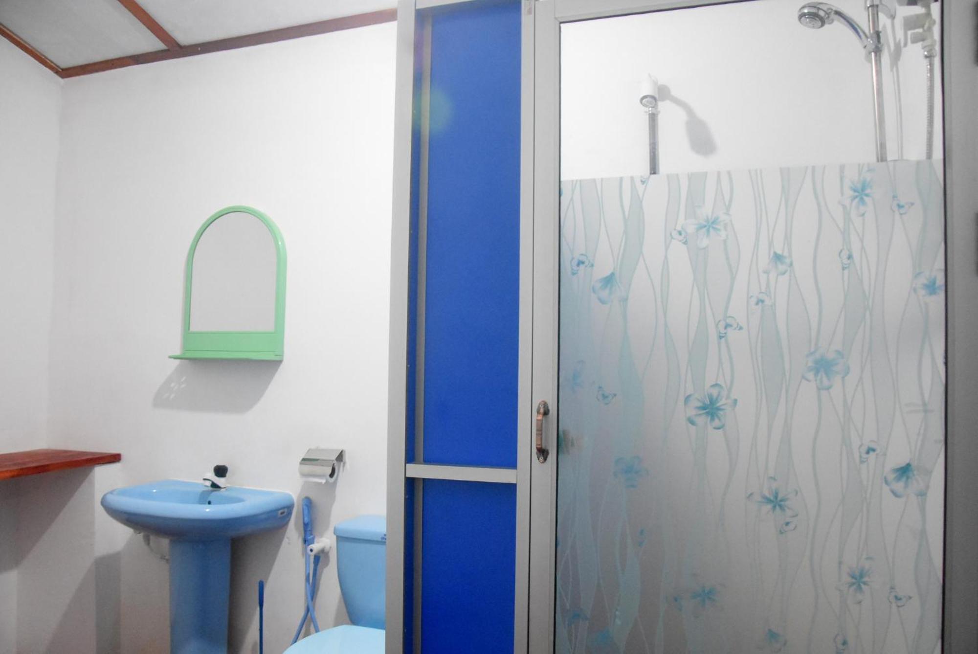 Meera Homestay & Guest House