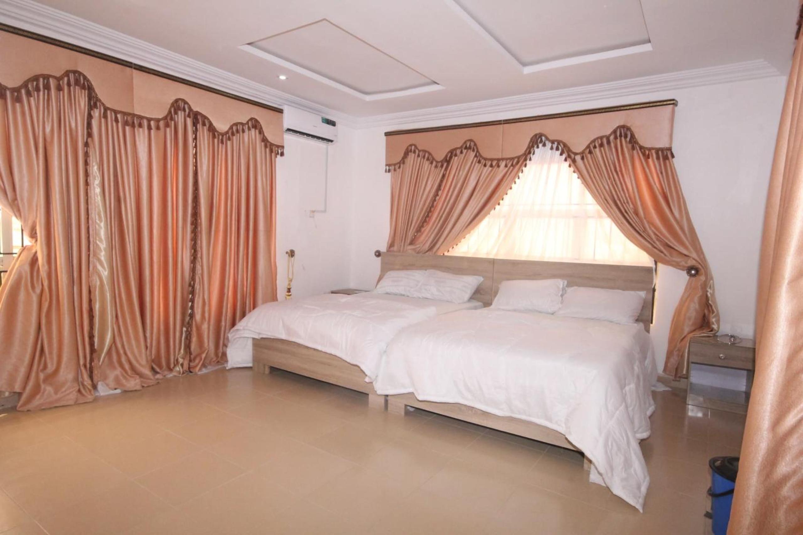 White House Service Apartment
