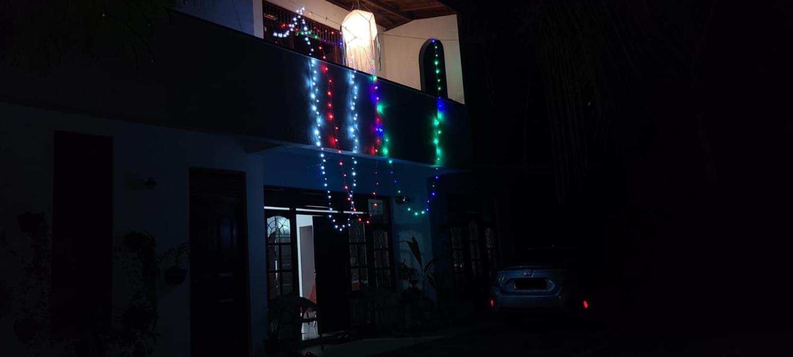 'Kolamba Gedara' green apartment
