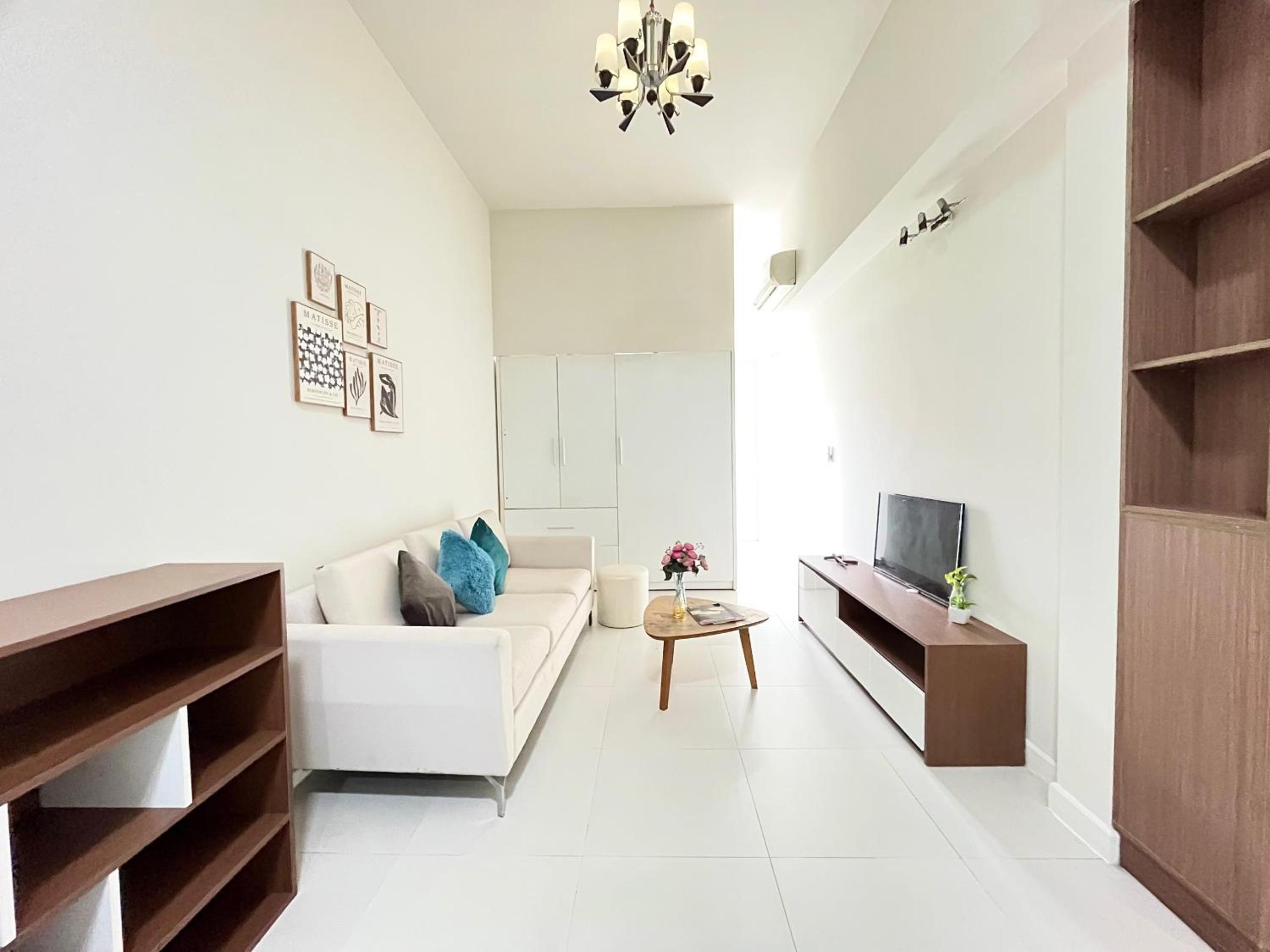 1 bedroom Lexington