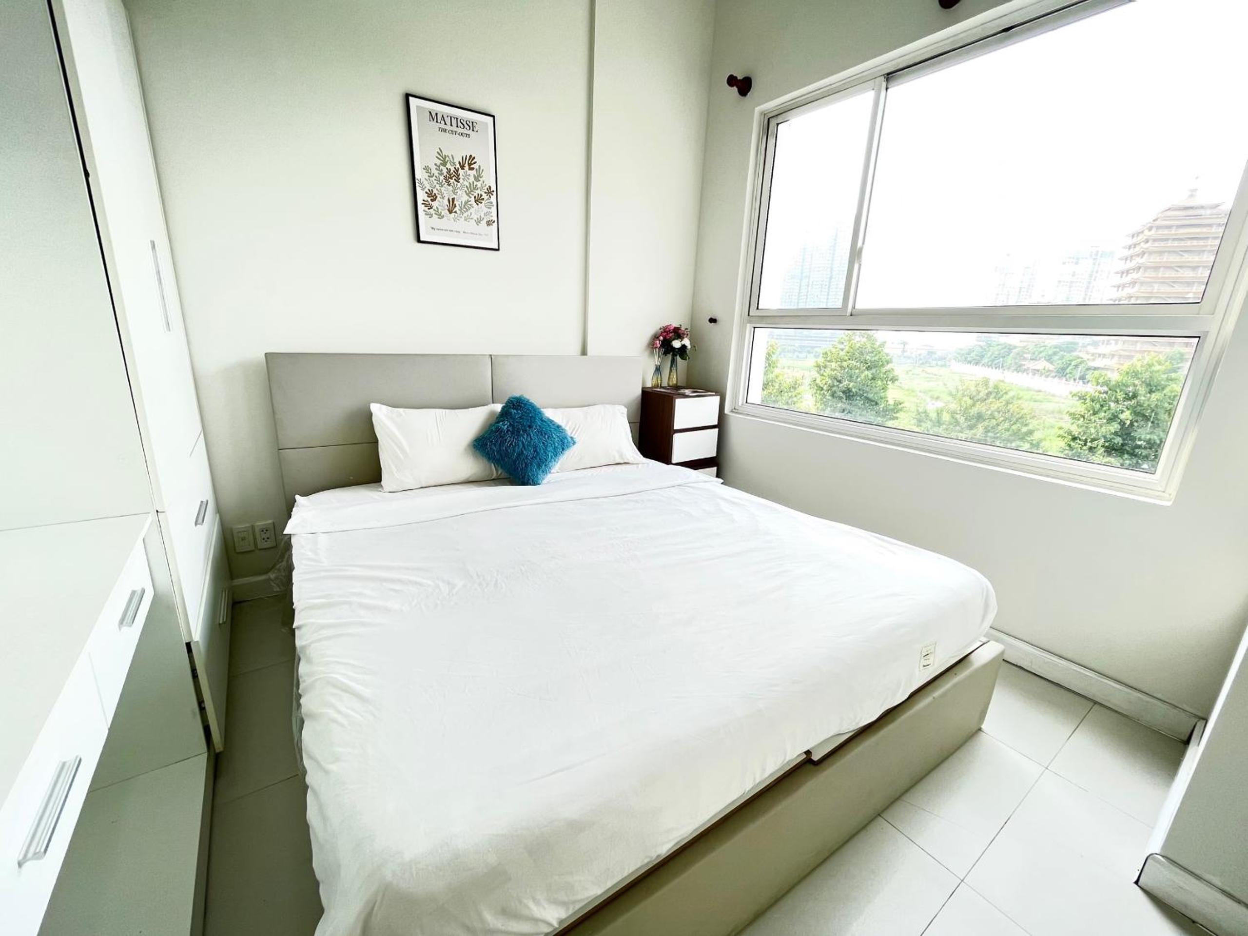 1 bedroom Lexington