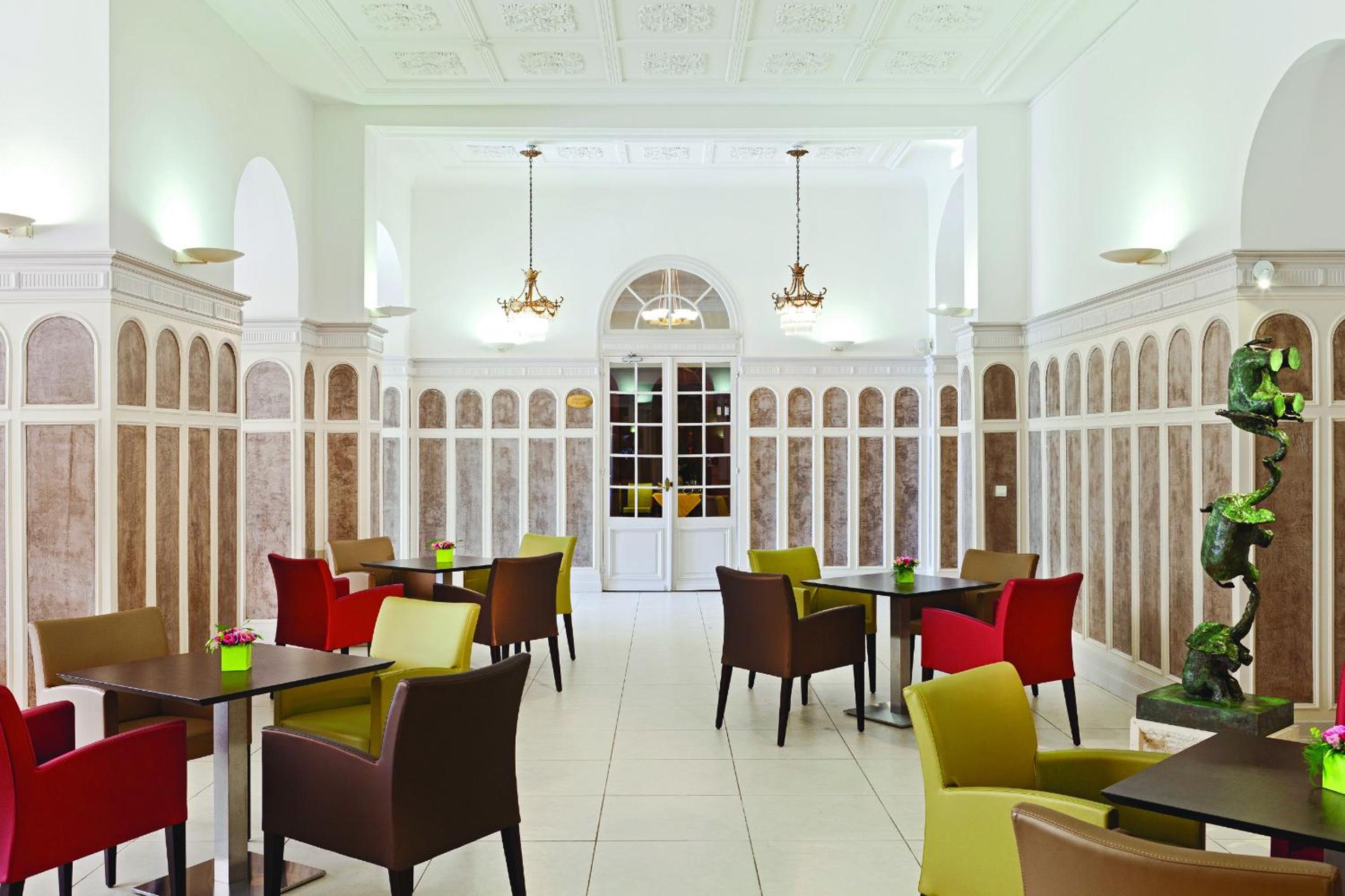 Menton Vacations - Hotel Vacances Bleues Royal Westminster - Property Image 2