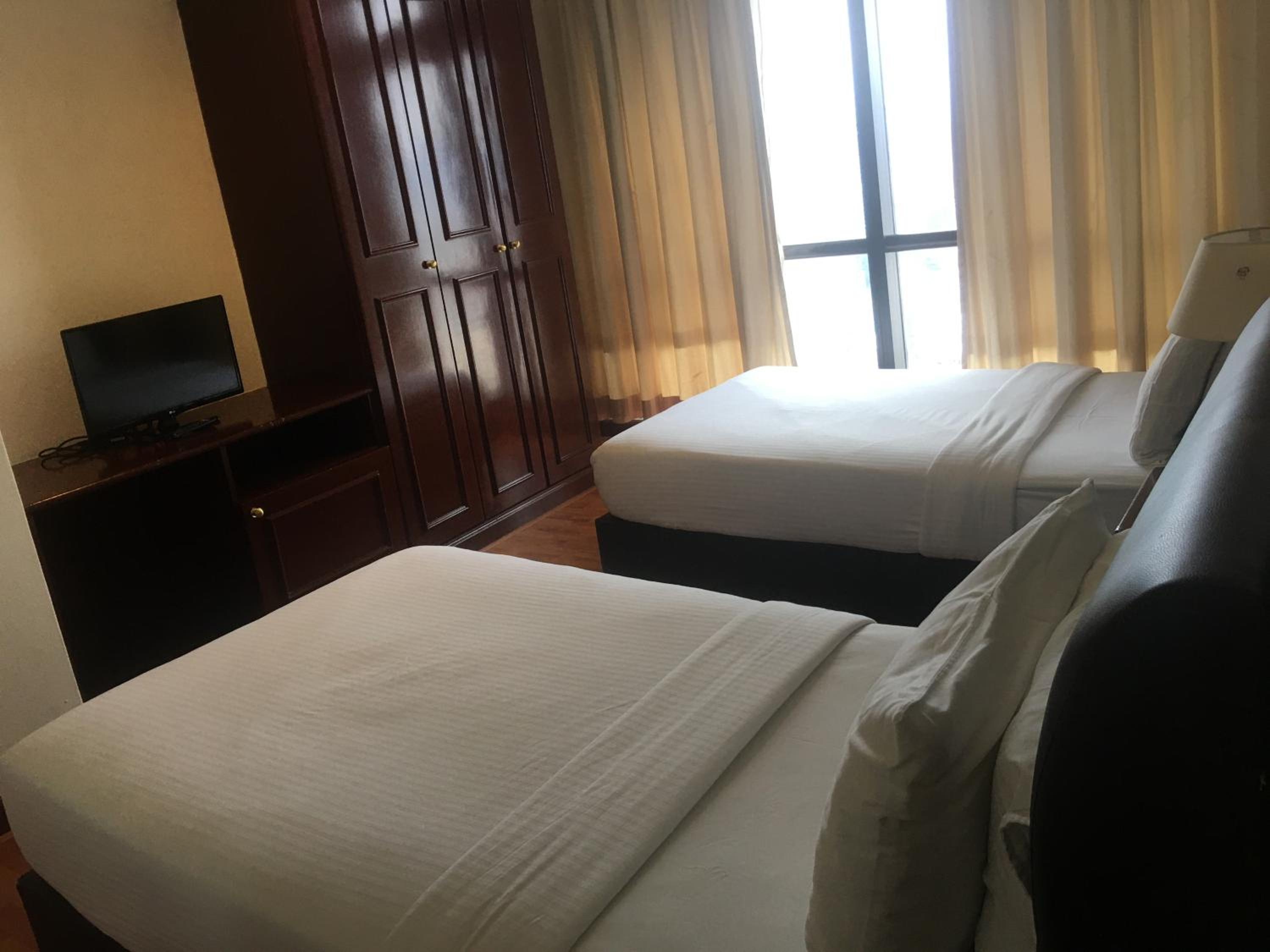 Visitor Service Suits at Times Square Bukitbintang K L