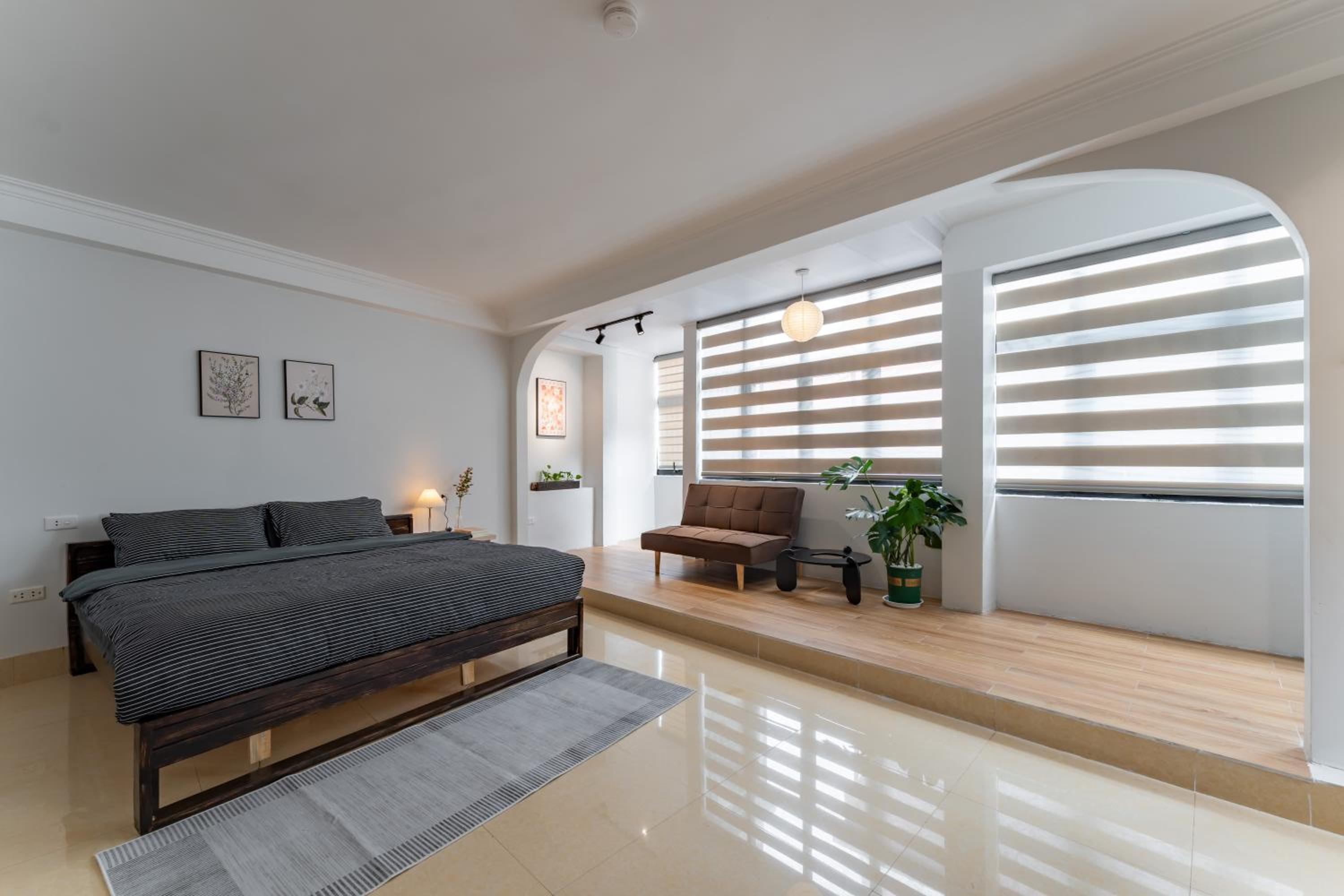 Old Quarter-Private Quiet Central Entire Rental-Peaceful Central Suites
