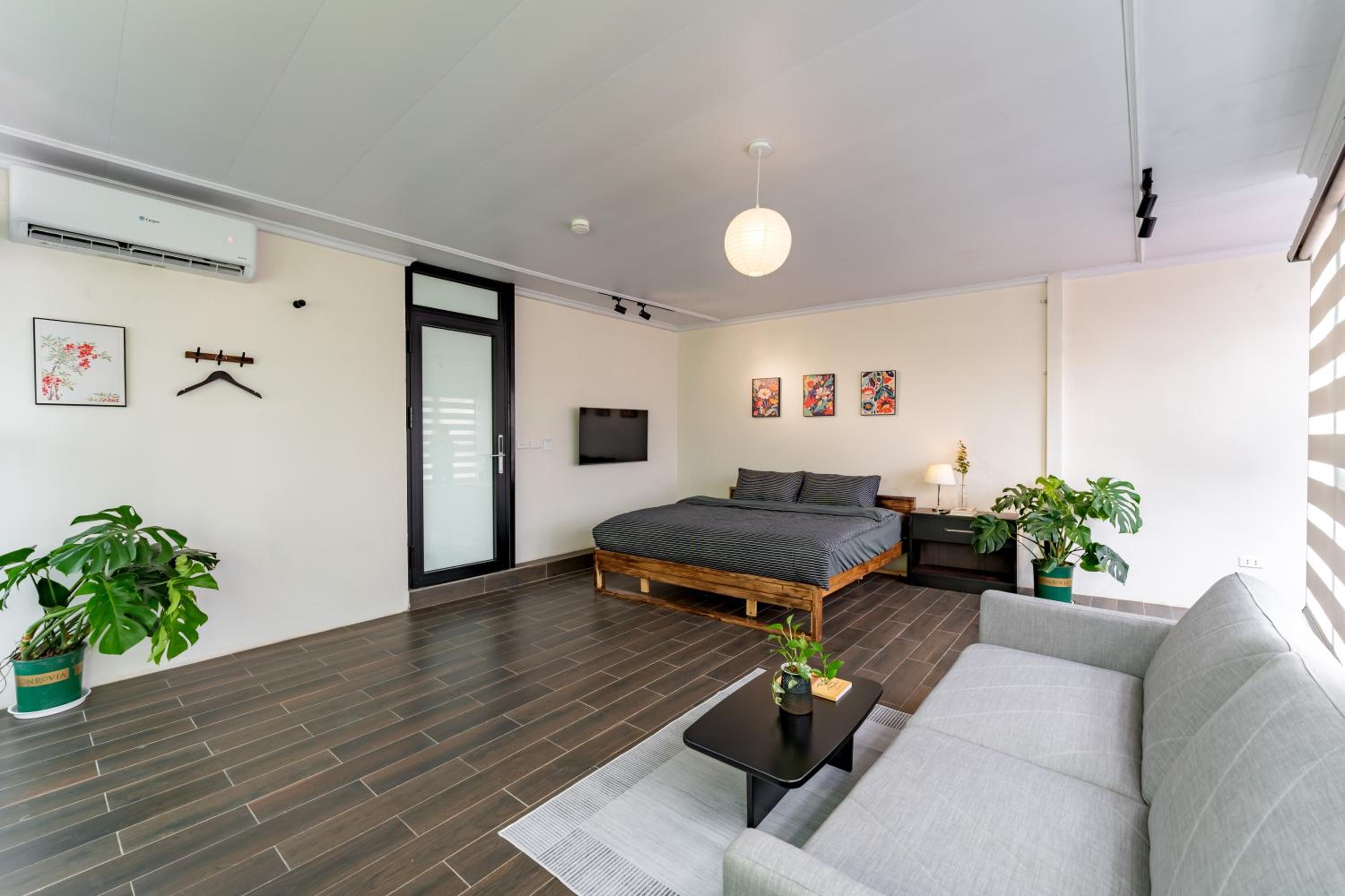Old Quarter-Private Quiet Central Entire Rental-Peaceful Central Suites