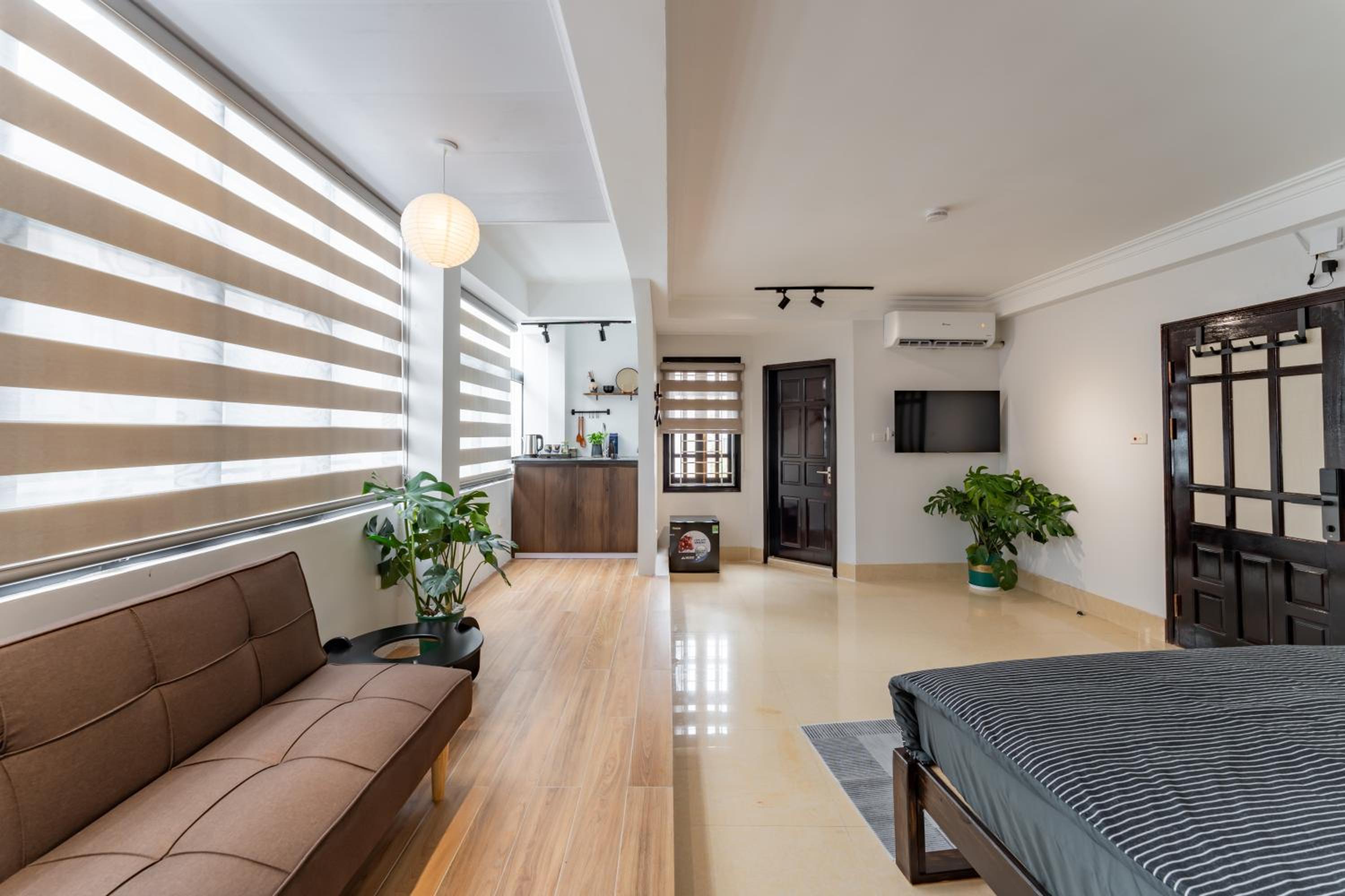 Old Quarter-Private Quiet Central Entire Rental-Peaceful Central Suites