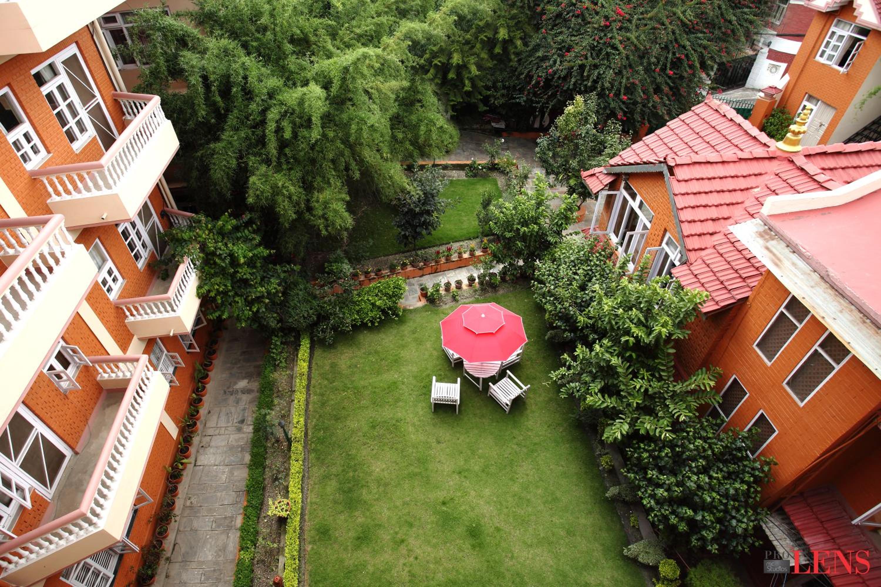 Melungtse apartment view 5