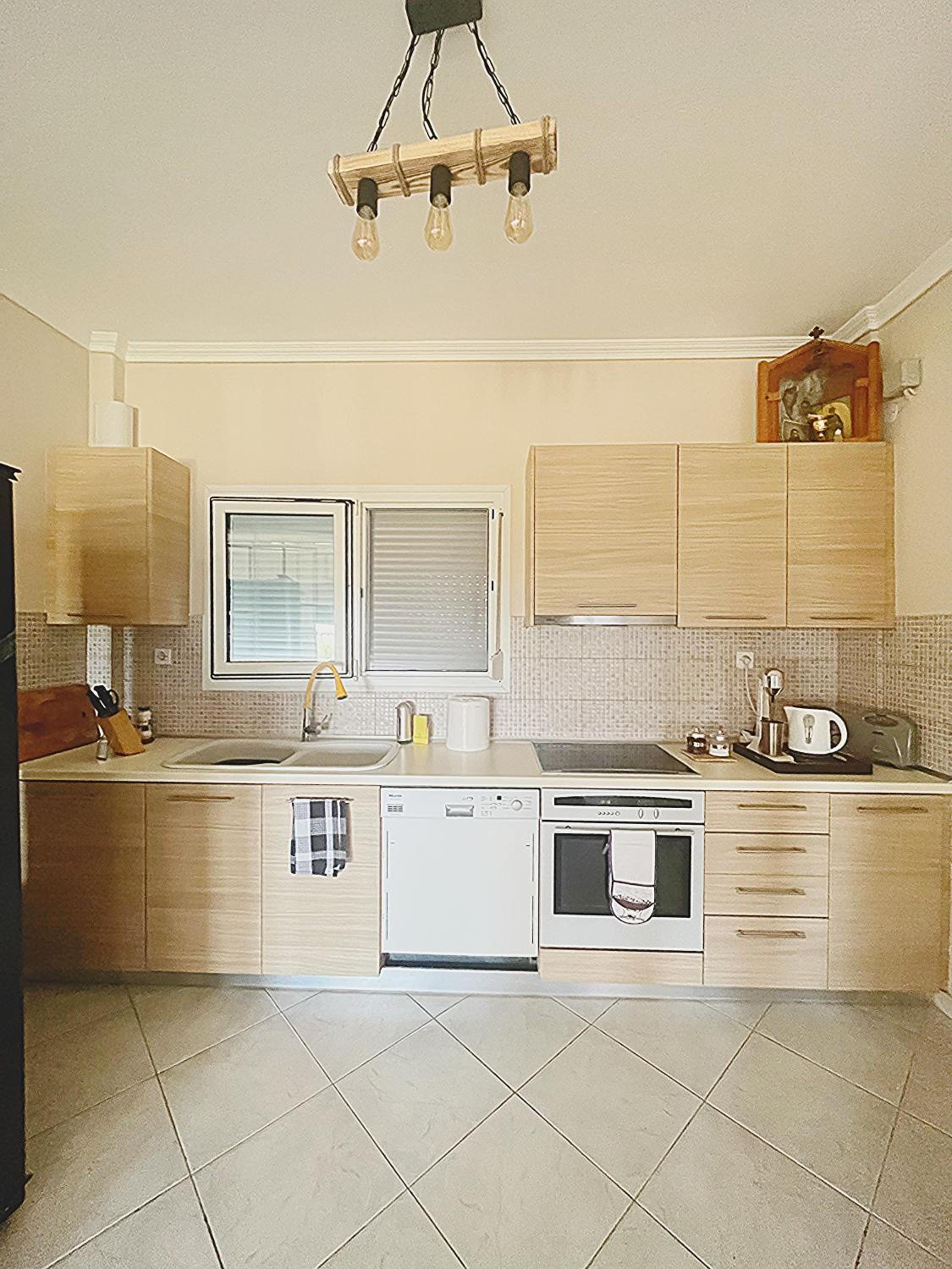 Jacque's Boutique Suite