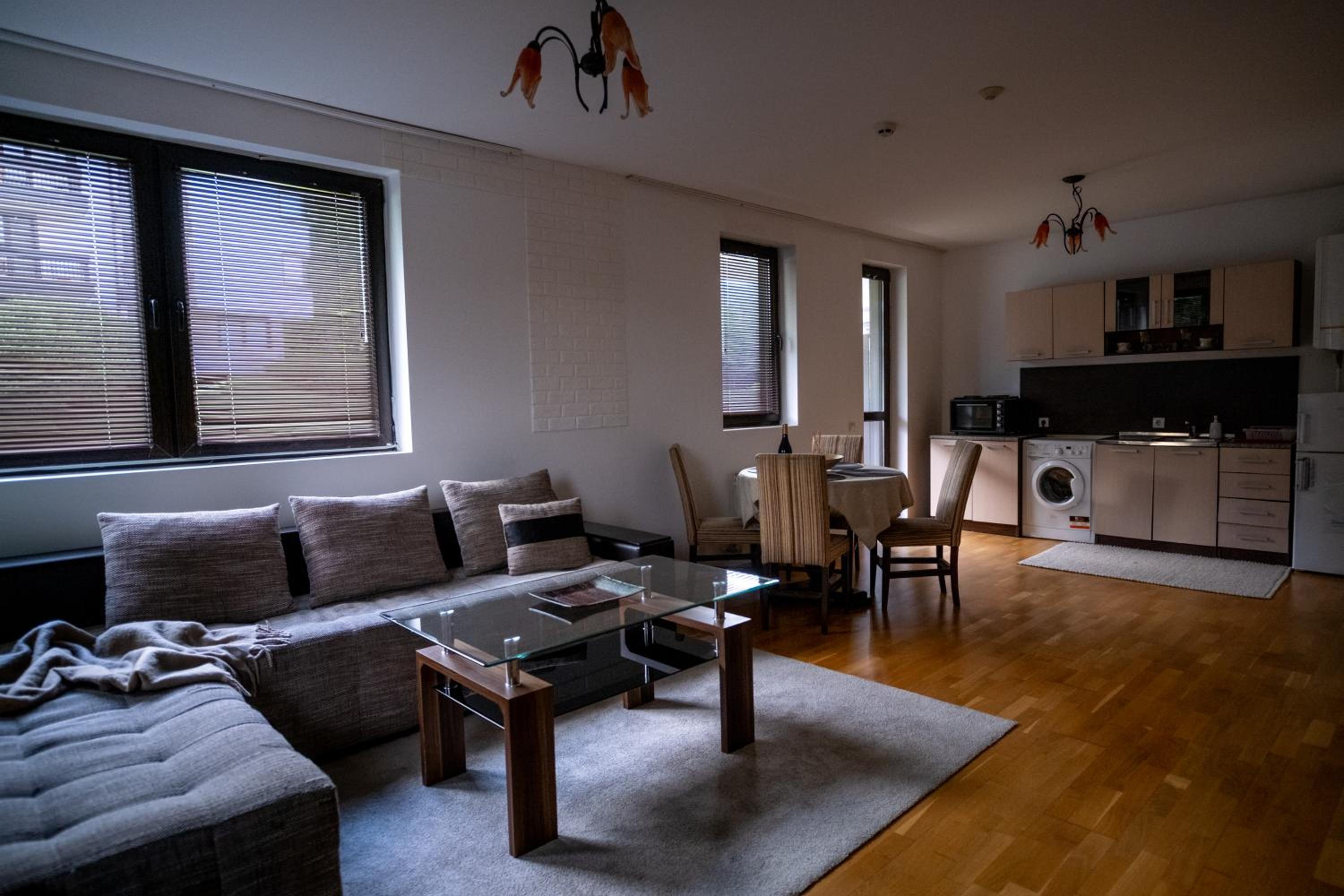 Pravets Lake Panorama Apartments