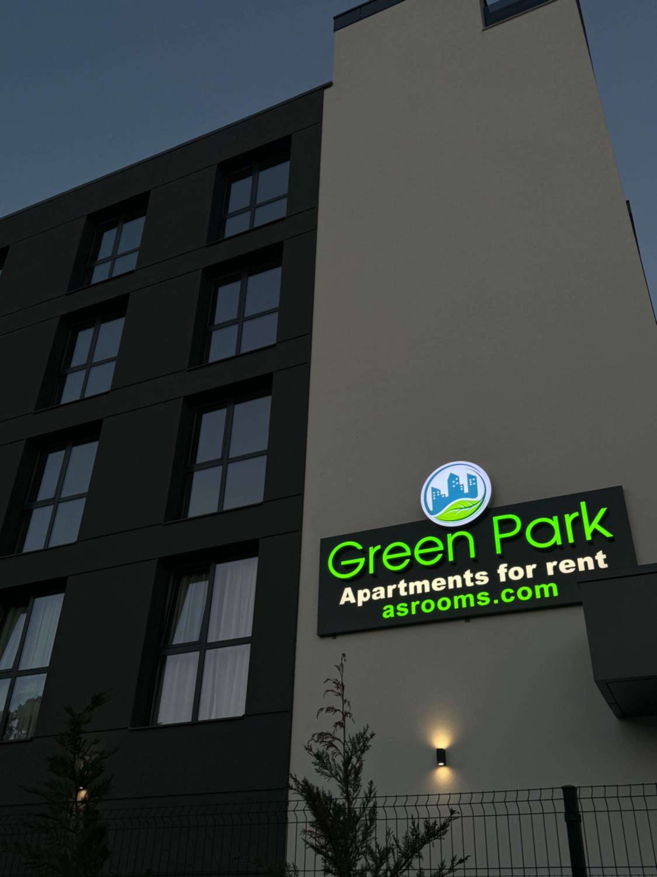 GREEN PARK Apartments and rooms for guests