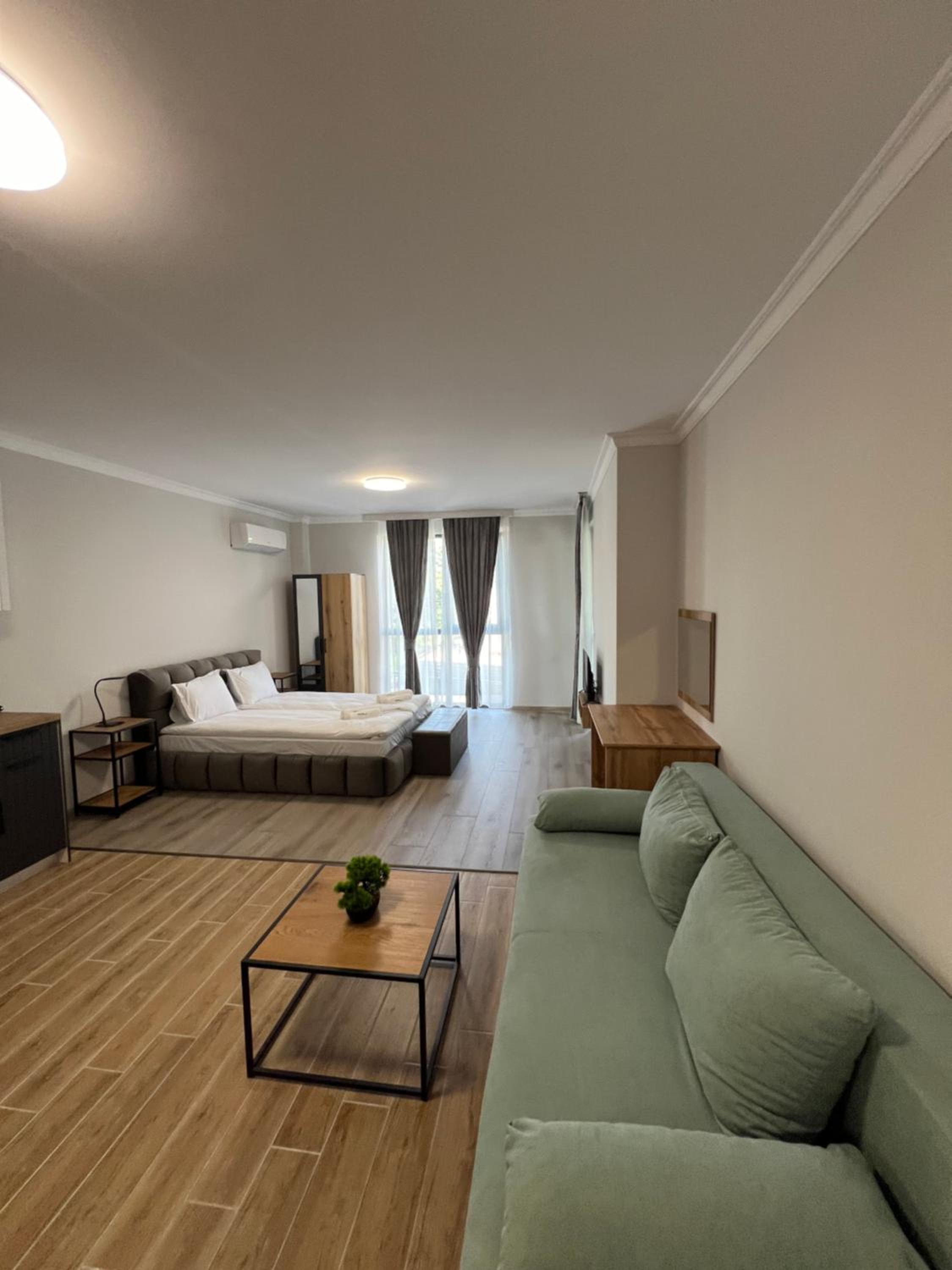 GREEN PARK Apartments and rooms for guests
