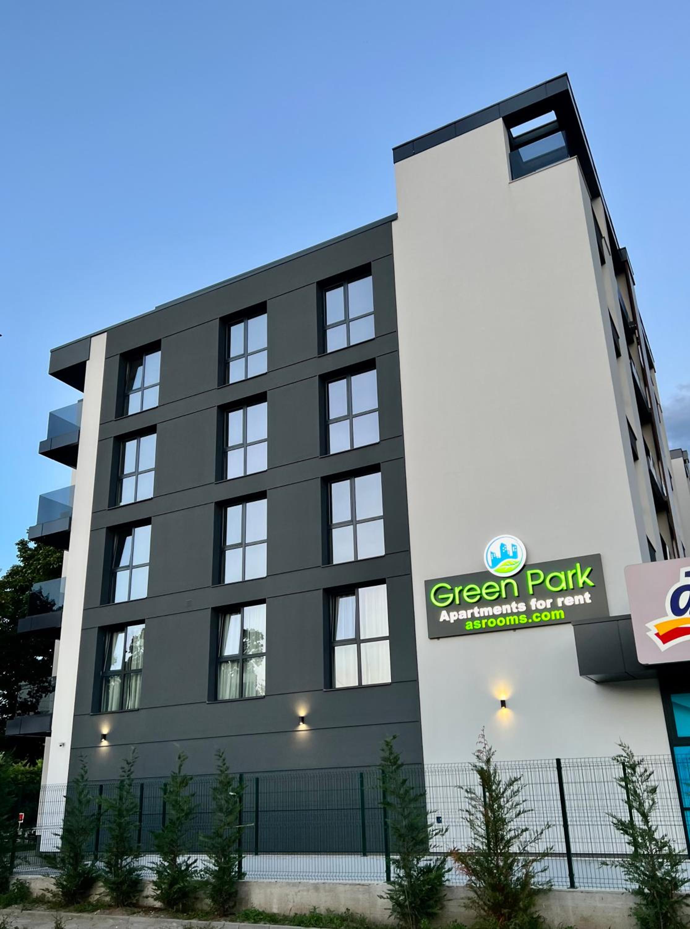 GREEN PARK Apartments and rooms for guests