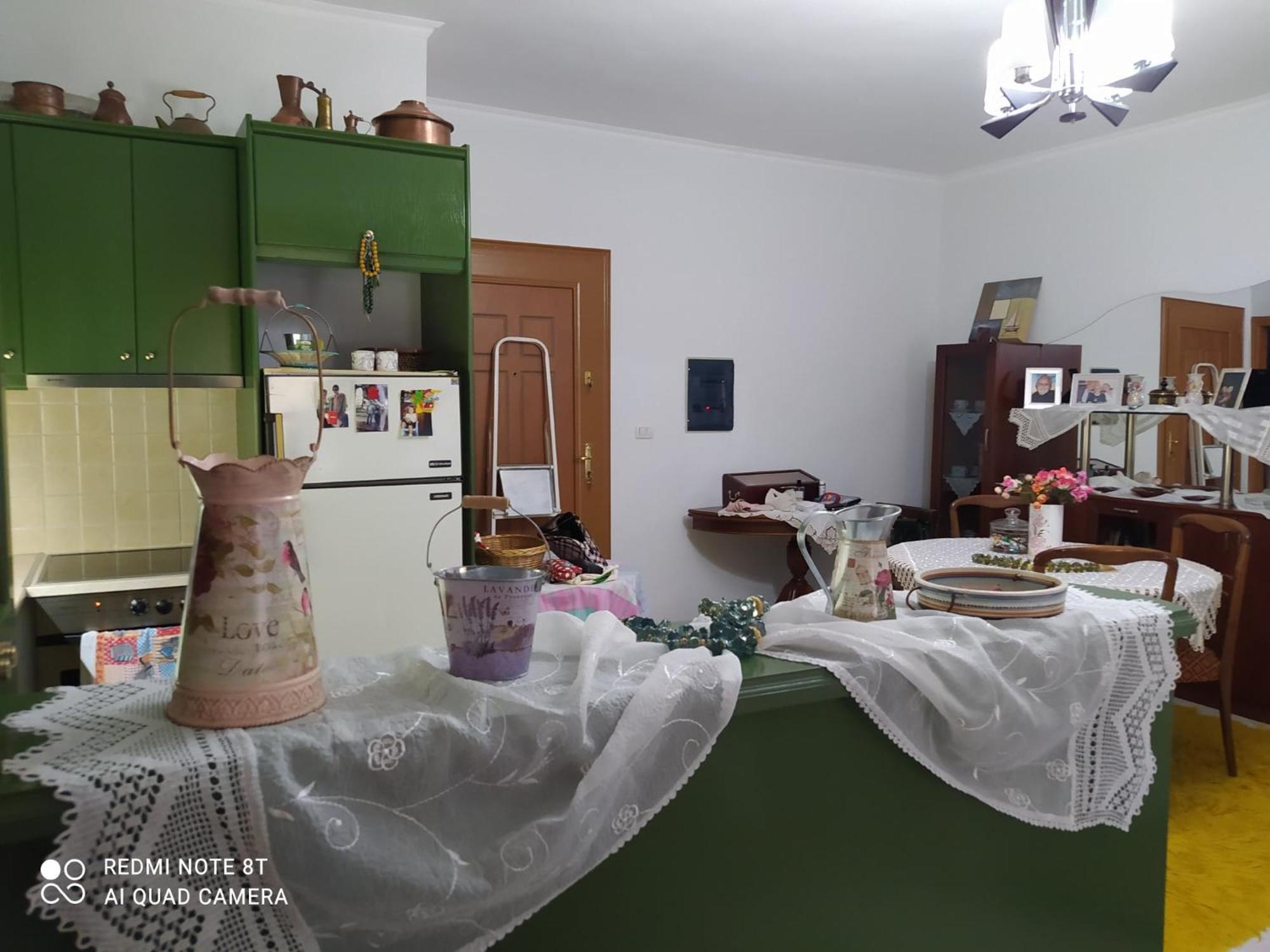 Loren's Apartment