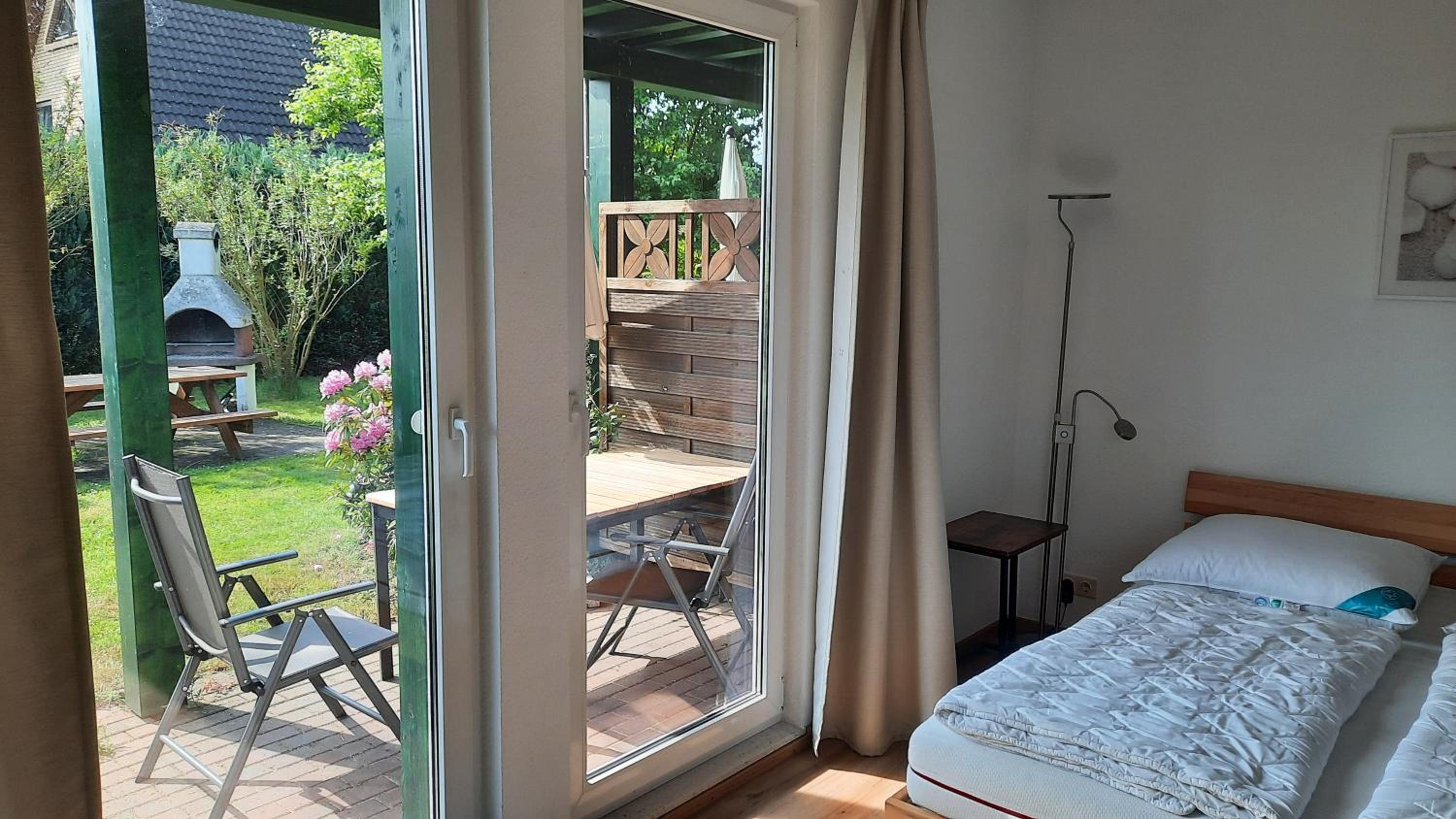 Ferienhaus Sasse Ferienwohnungen mit Garten & Grill