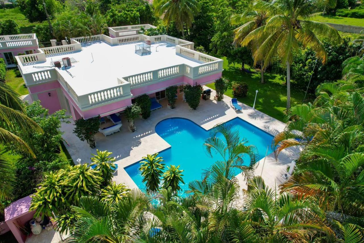 Villa Rosada